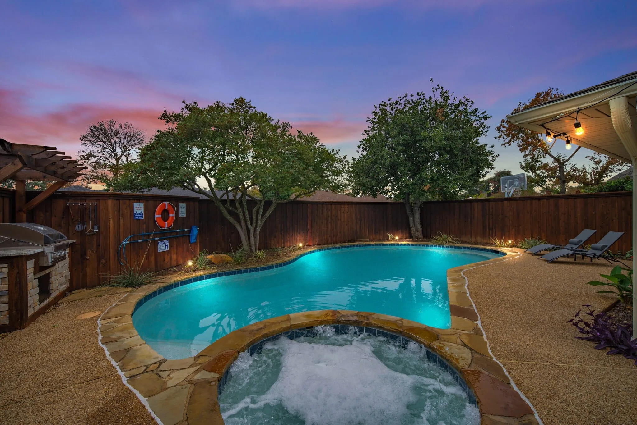 Single Family Residence For Rent in Dallas County , 502 Stillmeadow Drive, Richardson, Texas 75081, 5 Bedroom, 3 Bathroom, 2 Garage spaces, 2,401 Sqft, built in 1975, mls#21305180, Real Estate Agent in Richardson, Homes For Rent in Dallas county, Homes For Rent in Richardson, Realtor in Richardson Texas, Real Estate Brokerage Independent Realty Texas, Luminita Cordes Realtor