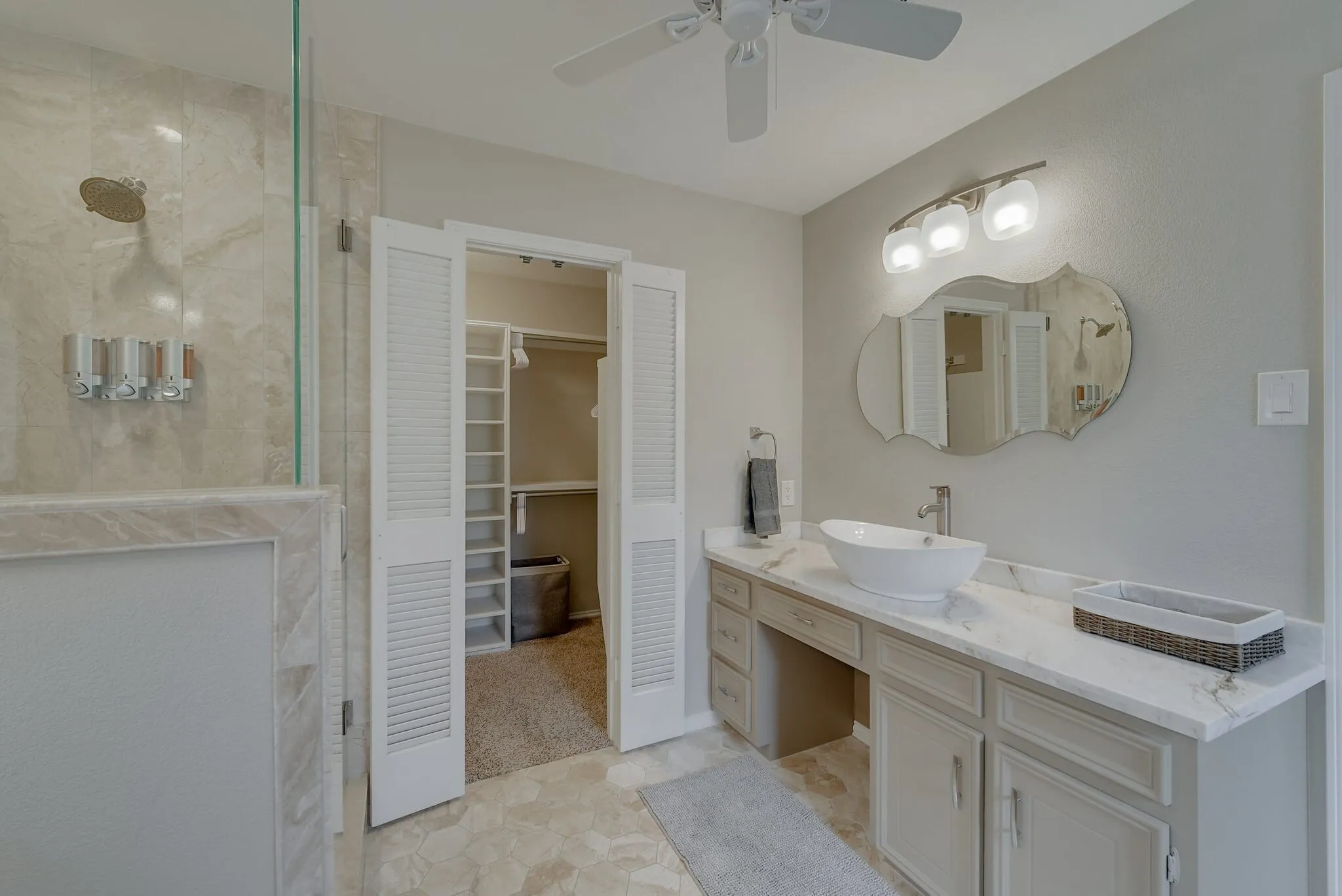 Single Family Residence For Rent in Dallas County , 502 Stillmeadow Drive, Richardson, Texas 75081, 5 Bedroom, 3 Bathroom, 2 Garage spaces, 2,401 Sqft, built in 1975, mls#21305180, Real Estate Agent in Richardson, Homes For Rent in Dallas county, Homes For Rent in Richardson, Realtor in Richardson Texas, Real Estate Brokerage Independent Realty Texas, Luminita Cordes Realtor
