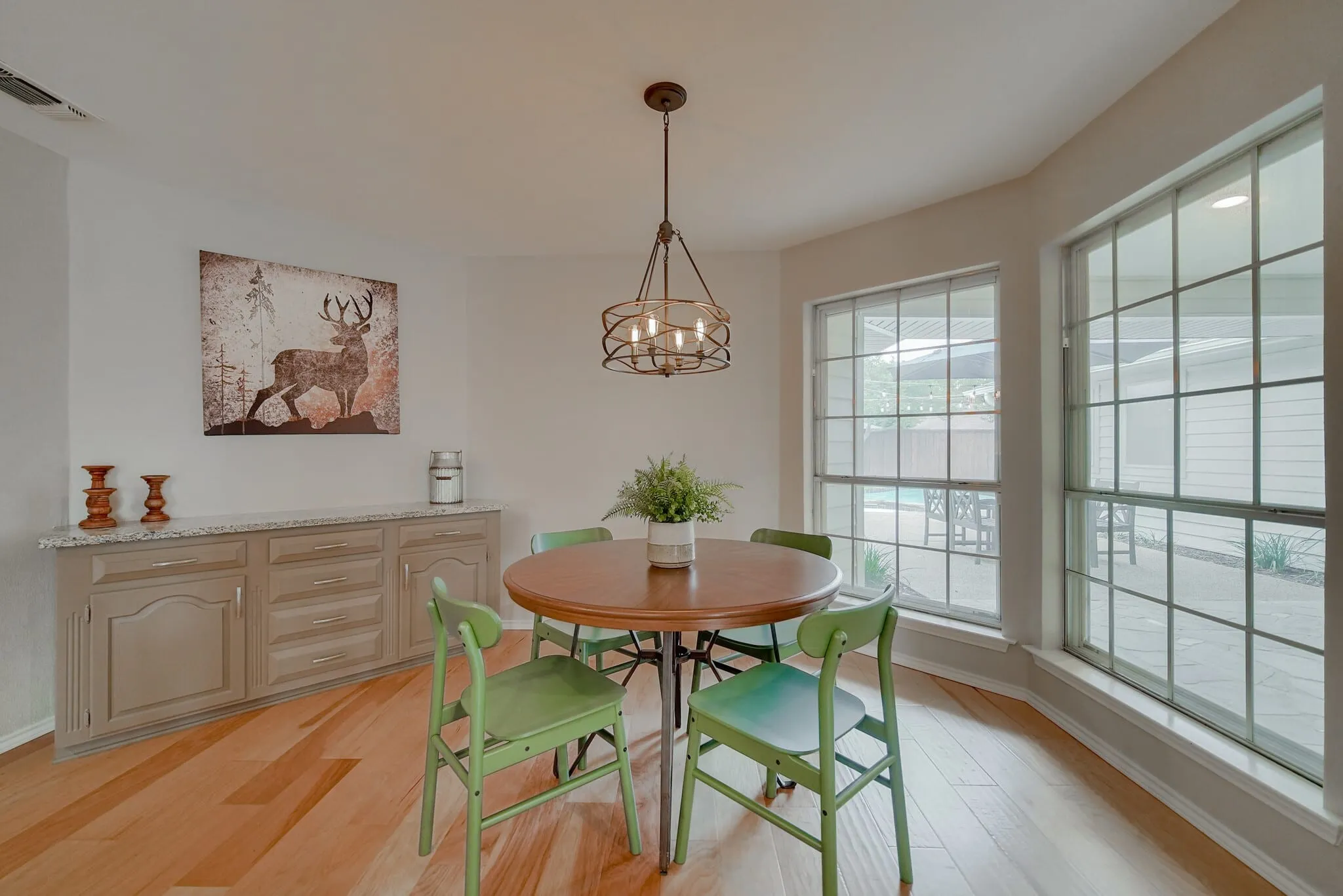 Single Family Residence For Rent in Dallas County , 502 Stillmeadow Drive, Richardson, Texas 75081, 5 Bedroom, 3 Bathroom, 2 Garage spaces, 2,401 Sqft, built in 1975, mls#21305180, Real Estate Agent in Richardson, Homes For Rent in Dallas county, Homes For Rent in Richardson, Realtor in Richardson Texas, Real Estate Brokerage Independent Realty Texas, Luminita Cordes Realtor