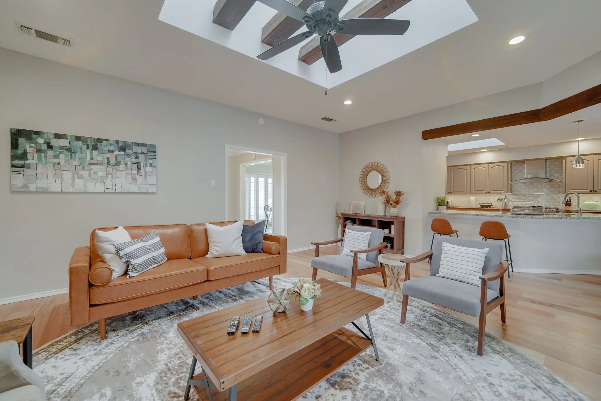 Single Family Residence For Rent in Dallas County , 502 Stillmeadow Drive, Richardson, Texas 75081, 5 Bedroom, 3 Bathroom, 2 Garage spaces, 2,401 Sqft, built in 1975, mls#21305180, Real Estate Agent in Richardson, Homes For Rent in Dallas county, Homes For Rent in Richardson, Realtor in Richardson Texas, Real Estate Brokerage Independent Realty Texas, Luminita Cordes Realtor