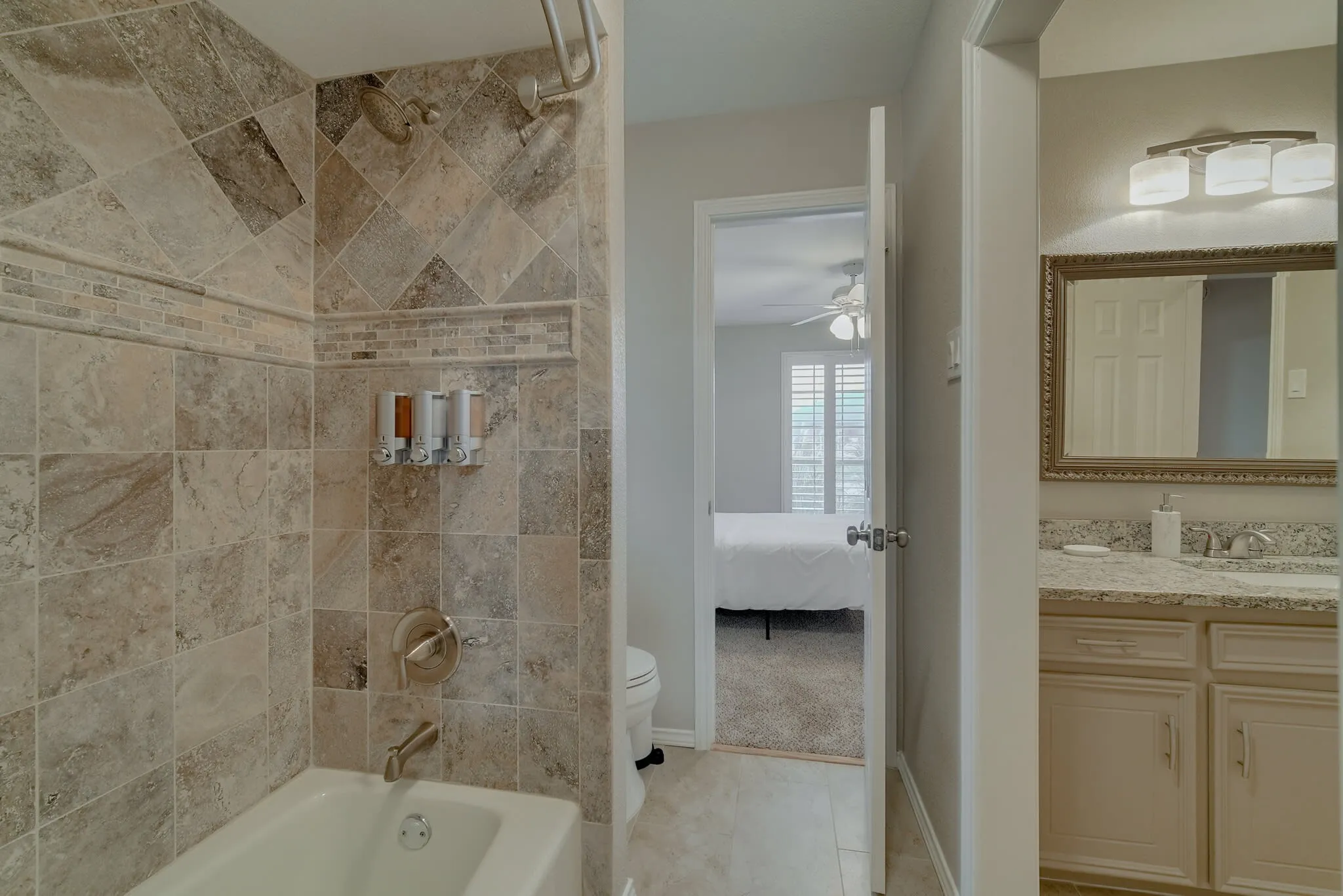 Single Family Residence For Rent in Dallas County , 502 Stillmeadow Drive, Richardson, Texas 75081, 5 Bedroom, 3 Bathroom, 2 Garage spaces, 2,401 Sqft, built in 1975, mls#21305180, Real Estate Agent in Richardson, Homes For Rent in Dallas county, Homes For Rent in Richardson, Realtor in Richardson Texas, Real Estate Brokerage Independent Realty Texas, Luminita Cordes Realtor