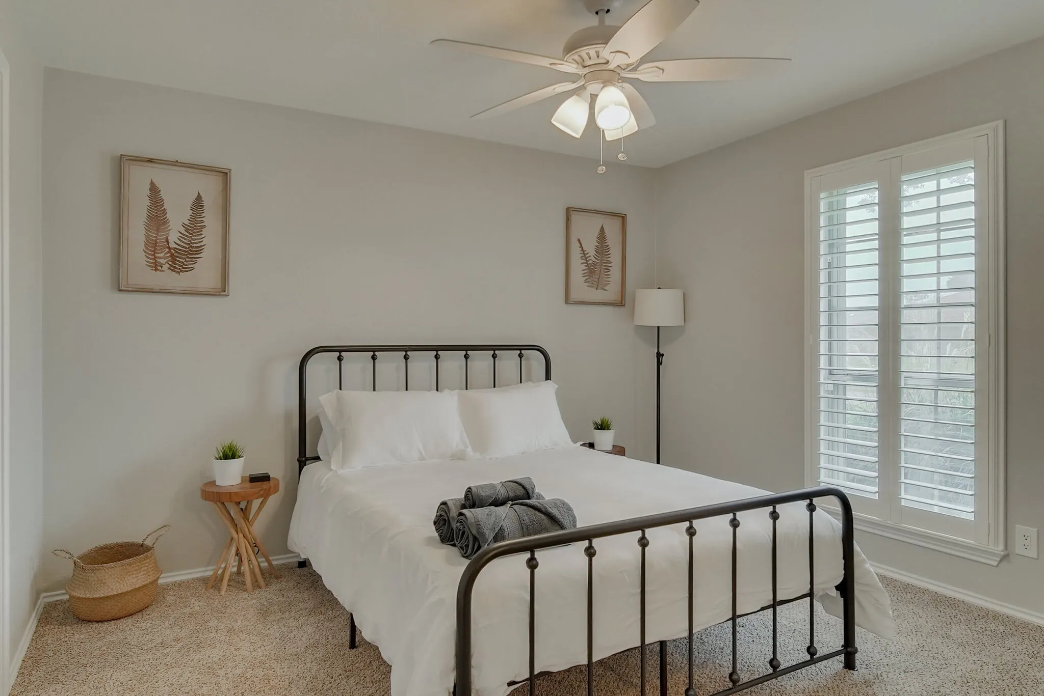 Single Family Residence For Rent in Dallas County , 502 Stillmeadow Drive, Richardson, Texas 75081, 5 Bedroom, 3 Bathroom, 2 Garage spaces, 2,401 Sqft, built in 1975, mls#21305180, Real Estate Agent in Richardson, Homes For Rent in Dallas county, Homes For Rent in Richardson, Realtor in Richardson Texas, Real Estate Brokerage Independent Realty Texas, Luminita Cordes Realtor