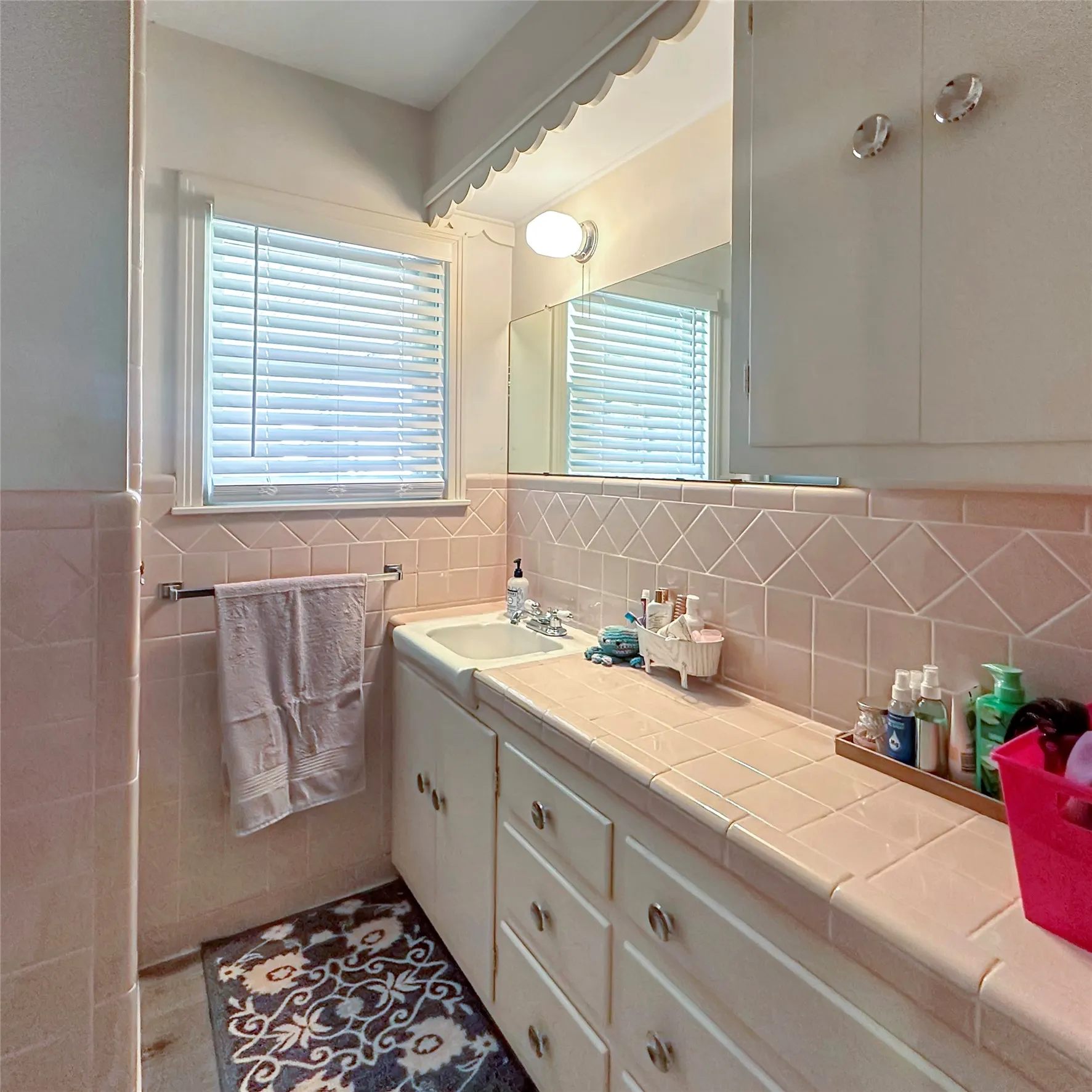 Single Family Residence For Sale in Brown County , 3412 4th Street, Brownwood, Texas 76801, 3 Bedroom, 2 Bathroom, 2 Garage spaces, 1,989 Sqft, built in 1994, mls#21314926, Real Estate Agent in Brownwood, Homes For Sale in Brown county, Homes For Sale in Brownwood, Realtor in Brownwood Texas, Real Estate Brokerage Independent Realty Texas, Luminita Cordes Realtor