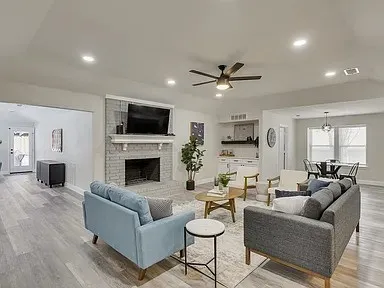 Single Family Residence For Rent in Dallas County , 3921 Amy Avenue, Garland, Texas 75043, 4 Bedroom, 4 Bathroom, 2 Garage spaces, 2,836 Sqft, built in 1979, mls#21305220, Real Estate Agent in Garland, Homes For Rent in Dallas county, Homes For Rent in Garland, Realtor in Garland Texas, Real Estate Brokerage Independent Realty Texas, Luminita Cordes Realtor