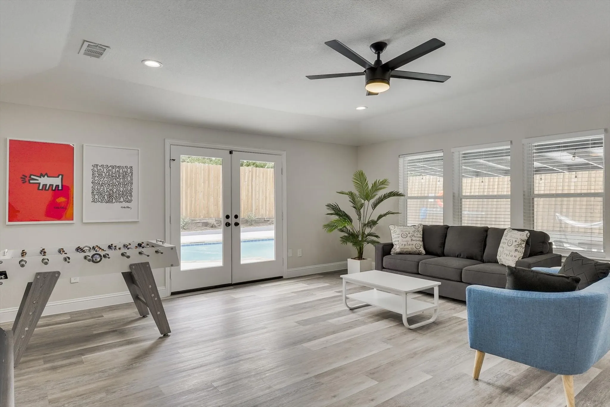 Single Family Residence For Rent in Dallas County , 3921 Amy Avenue, Garland, Texas 75043, 4 Bedroom, 4 Bathroom, 2 Garage spaces, 2,836 Sqft, built in 1979, mls#21305220, Real Estate Agent in Garland, Homes For Rent in Dallas county, Homes For Rent in Garland, Realtor in Garland Texas, Real Estate Brokerage Independent Realty Texas, Luminita Cordes Realtor