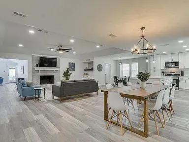 Single Family Residence For Rent in Dallas County , 3921 Amy Avenue, Garland, Texas 75043, 4 Bedroom, 4 Bathroom, 2 Garage spaces, 2,836 Sqft, built in 1979, mls#21305220, Real Estate Agent in Garland, Homes For Rent in Dallas county, Homes For Rent in Garland, Realtor in Garland Texas, Real Estate Brokerage Independent Realty Texas, Luminita Cordes Realtor