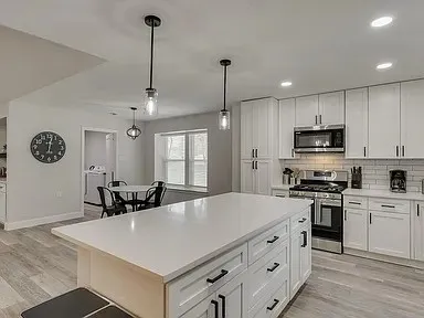 Single Family Residence For Rent in Dallas County , 3921 Amy Avenue, Garland, Texas 75043, 4 Bedroom, 4 Bathroom, 2 Garage spaces, 2,836 Sqft, built in 1979, mls#21305220, Real Estate Agent in Garland, Homes For Rent in Dallas county, Homes For Rent in Garland, Realtor in Garland Texas, Real Estate Brokerage Independent Realty Texas, Luminita Cordes Realtor