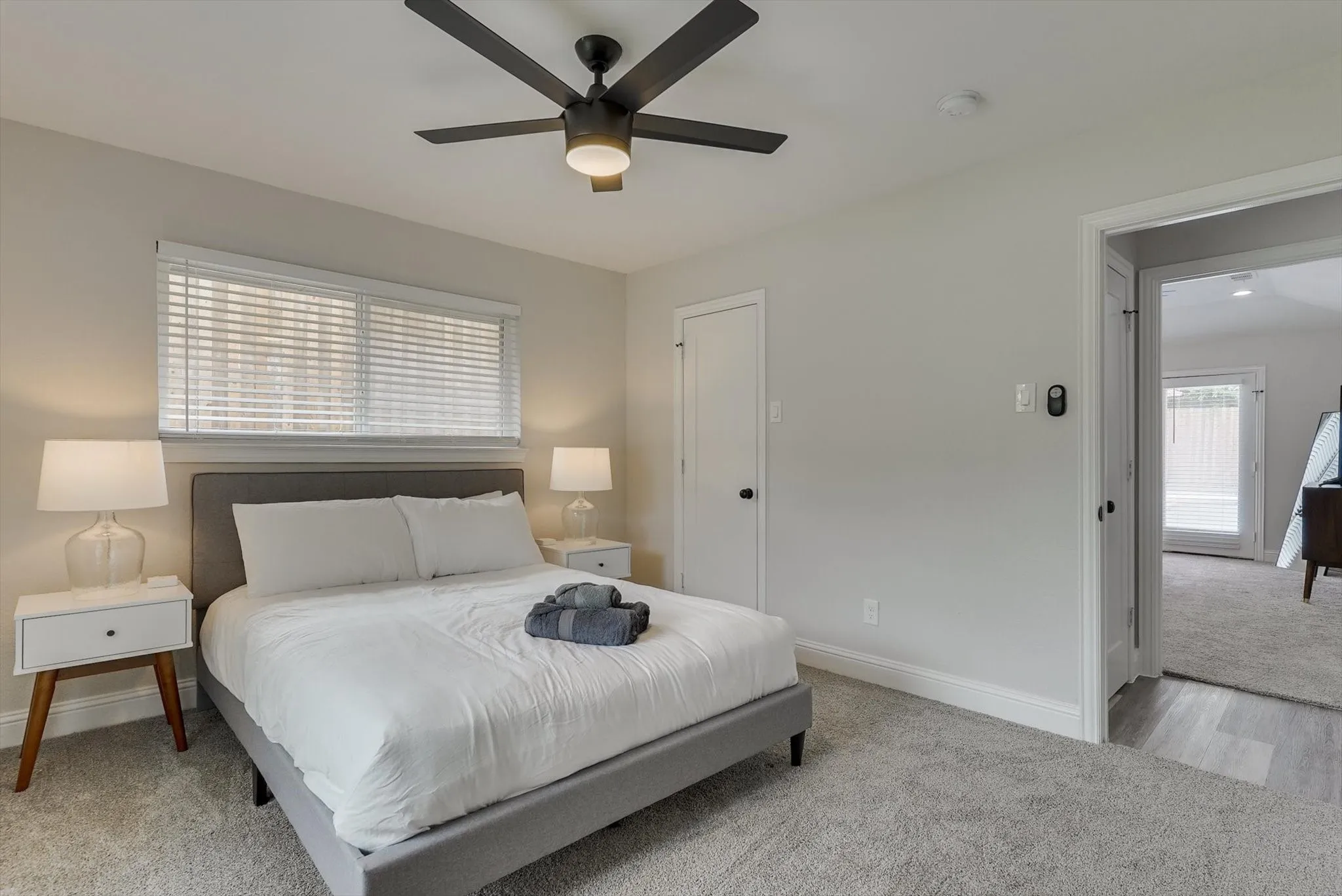 Single Family Residence For Rent in Dallas County , 3921 Amy Avenue, Garland, Texas 75043, 4 Bedroom, 4 Bathroom, 2 Garage spaces, 2,836 Sqft, built in 1979, mls#21305220, Real Estate Agent in Garland, Homes For Rent in Dallas county, Homes For Rent in Garland, Realtor in Garland Texas, Real Estate Brokerage Independent Realty Texas, Luminita Cordes Realtor