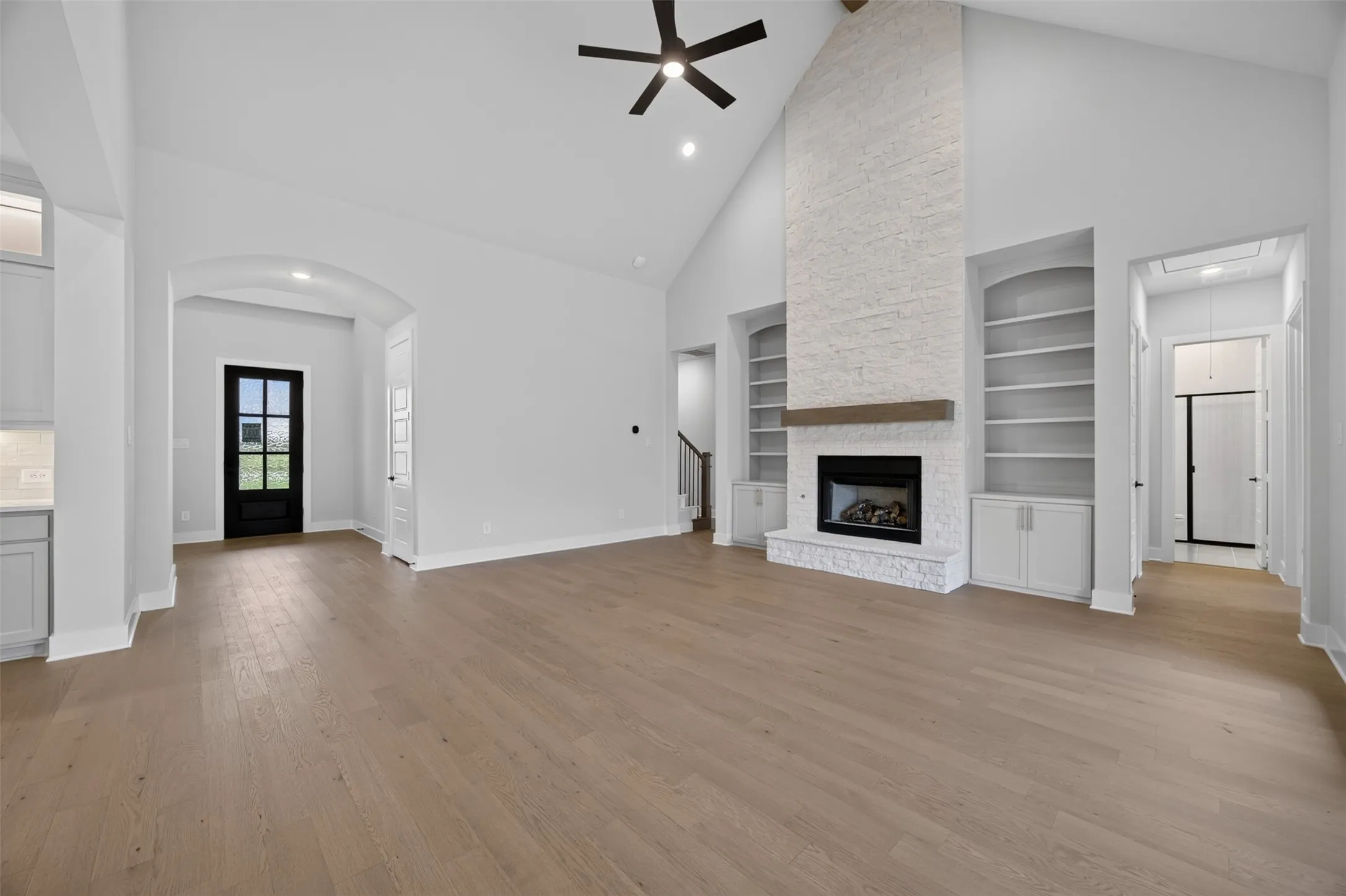 Single Family Residence For Sale in Ellis County , 209 Samir Lane, Waxahachie, Texas 75165, 4 Bedroom, 4 Bathroom, 3 Garage spaces, 3,575 Sqft, built in 2026, mls#21320430, Real Estate Agent in Waxahachie, Homes For Sale in Ellis county, Homes For Sale in Waxahachie, Realtor in Waxahachie Texas, Real Estate Brokerage Independent Realty Texas, Luminita Cordes Realtor