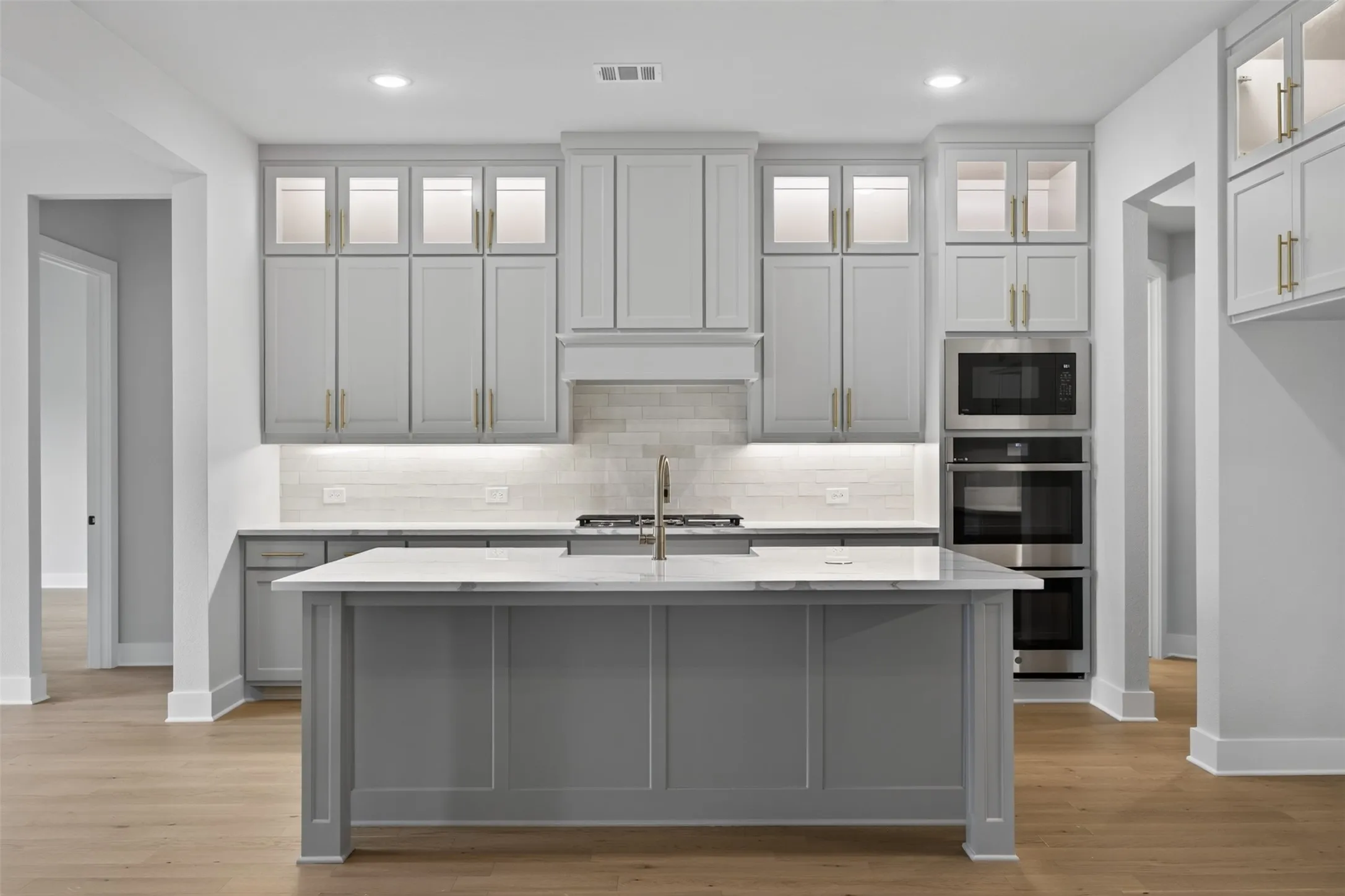 Single Family Residence For Sale in Ellis County , 209 Samir Lane, Waxahachie, Texas 75165, 4 Bedroom, 4 Bathroom, 3 Garage spaces, 3,575 Sqft, built in 2026, mls#21320430, Real Estate Agent in Waxahachie, Homes For Sale in Ellis county, Homes For Sale in Waxahachie, Realtor in Waxahachie Texas, Real Estate Brokerage Independent Realty Texas, Luminita Cordes Realtor