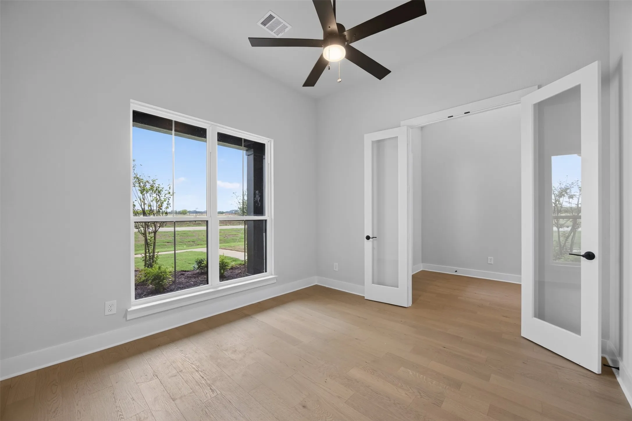Single Family Residence For Sale in Ellis County , 209 Samir Lane, Waxahachie, Texas 75165, 4 Bedroom, 4 Bathroom, 3 Garage spaces, 3,575 Sqft, built in 2026, mls#21320430, Real Estate Agent in Waxahachie, Homes For Sale in Ellis county, Homes For Sale in Waxahachie, Realtor in Waxahachie Texas, Real Estate Brokerage Independent Realty Texas, Luminita Cordes Realtor