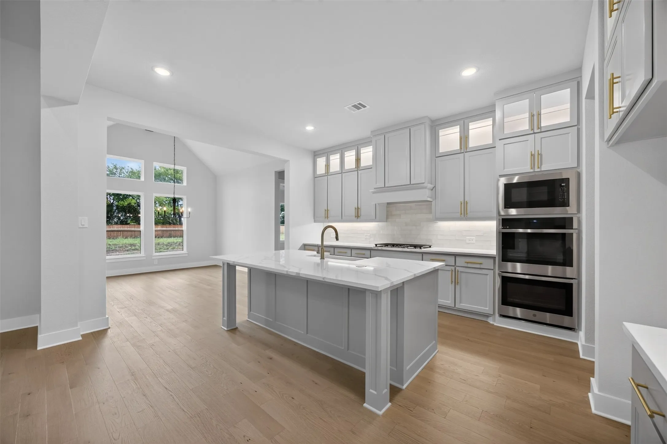 Single Family Residence For Sale in Ellis County , 209 Samir Lane, Waxahachie, Texas 75165, 4 Bedroom, 4 Bathroom, 3 Garage spaces, 3,575 Sqft, built in 2026, mls#21320430, Real Estate Agent in Waxahachie, Homes For Sale in Ellis county, Homes For Sale in Waxahachie, Realtor in Waxahachie Texas, Real Estate Brokerage Independent Realty Texas, Luminita Cordes Realtor