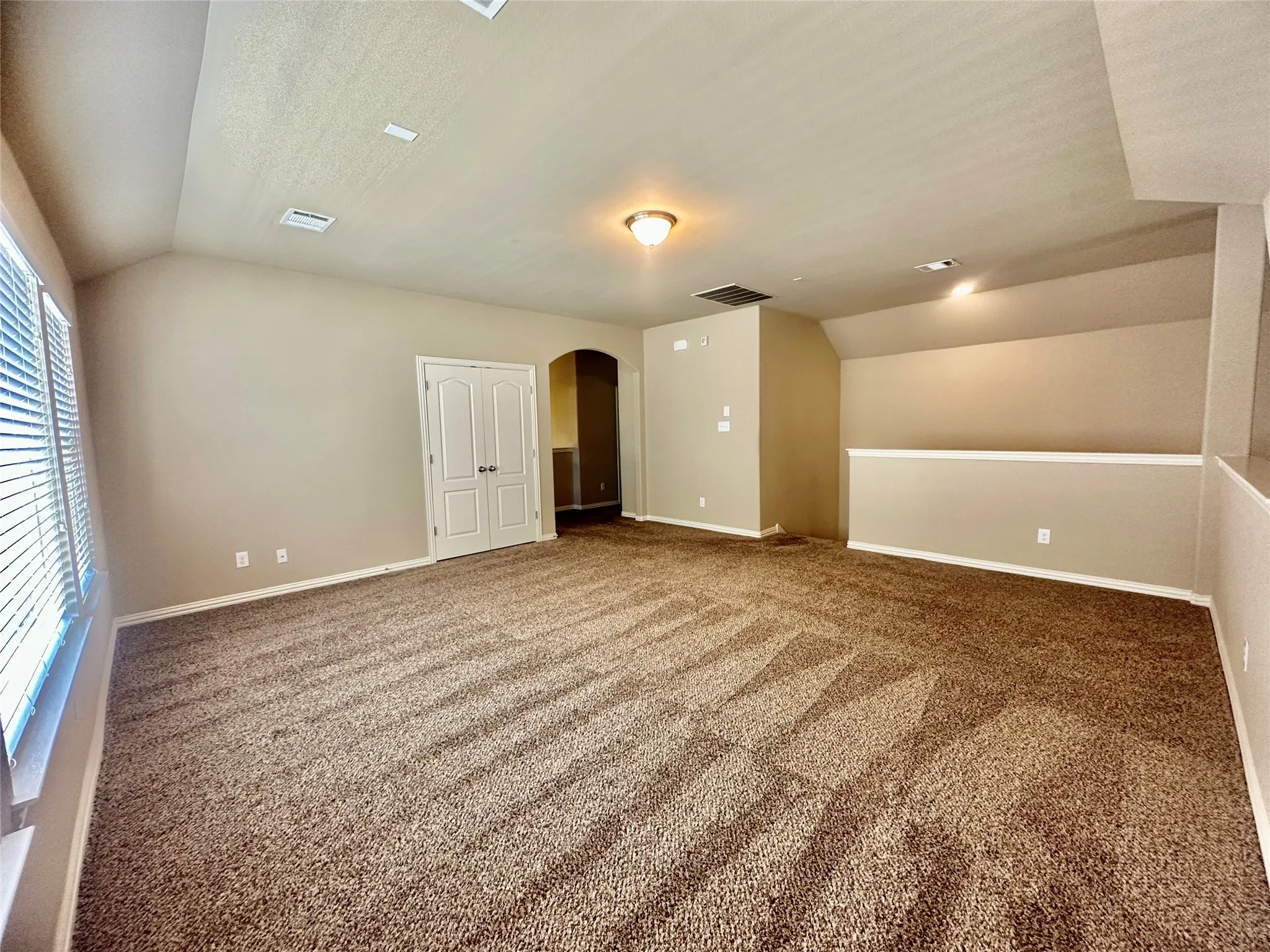 Single Family Residence For Rent in Collin County , 4001 Muscadine Drive, Mc Kinney, Texas 75071, 4 Bedroom, 4 Bathroom, 2 Garage spaces, 3,395 Sqft, built in 2016, mls#21320447, Real Estate Agent in Mc Kinney, Homes For Rent in Collin county, Homes For Rent in Mc Kinney, Realtor in Mc Kinney Texas, Real Estate Brokerage Independent Realty Texas, Luminita Cordes Realtor