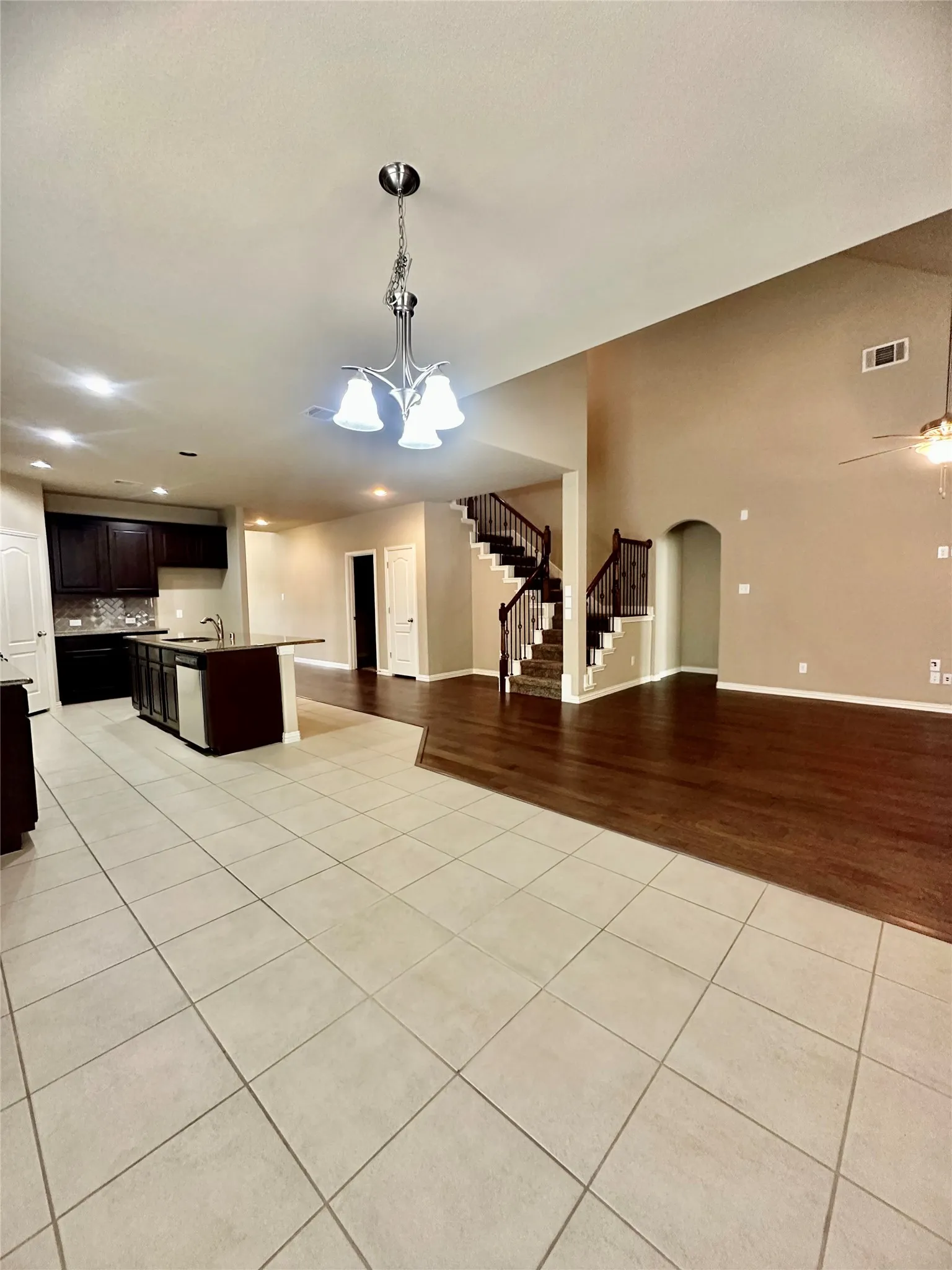 Single Family Residence For Rent in Collin County , 4001 Muscadine Drive, Mc Kinney, Texas 75071, 4 Bedroom, 4 Bathroom, 2 Garage spaces, 3,395 Sqft, built in 2016, mls#21320447, Real Estate Agent in Mc Kinney, Homes For Rent in Collin county, Homes For Rent in Mc Kinney, Realtor in Mc Kinney Texas, Real Estate Brokerage Independent Realty Texas, Luminita Cordes Realtor