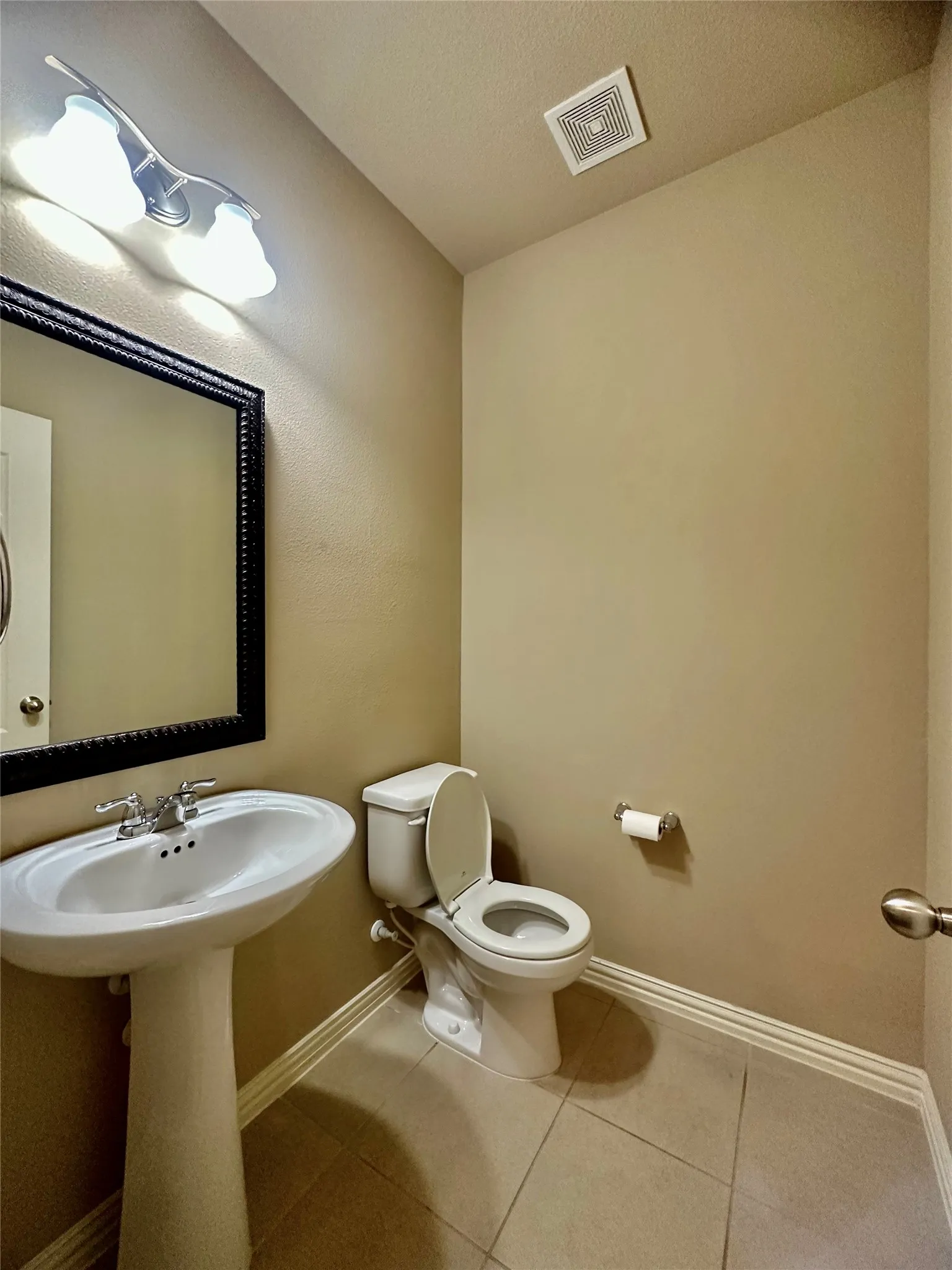 Single Family Residence For Rent in Collin County , 4001 Muscadine Drive, Mc Kinney, Texas 75071, 4 Bedroom, 4 Bathroom, 2 Garage spaces, 3,395 Sqft, built in 2016, mls#21320447, Real Estate Agent in Mc Kinney, Homes For Rent in Collin county, Homes For Rent in Mc Kinney, Realtor in Mc Kinney Texas, Real Estate Brokerage Independent Realty Texas, Luminita Cordes Realtor