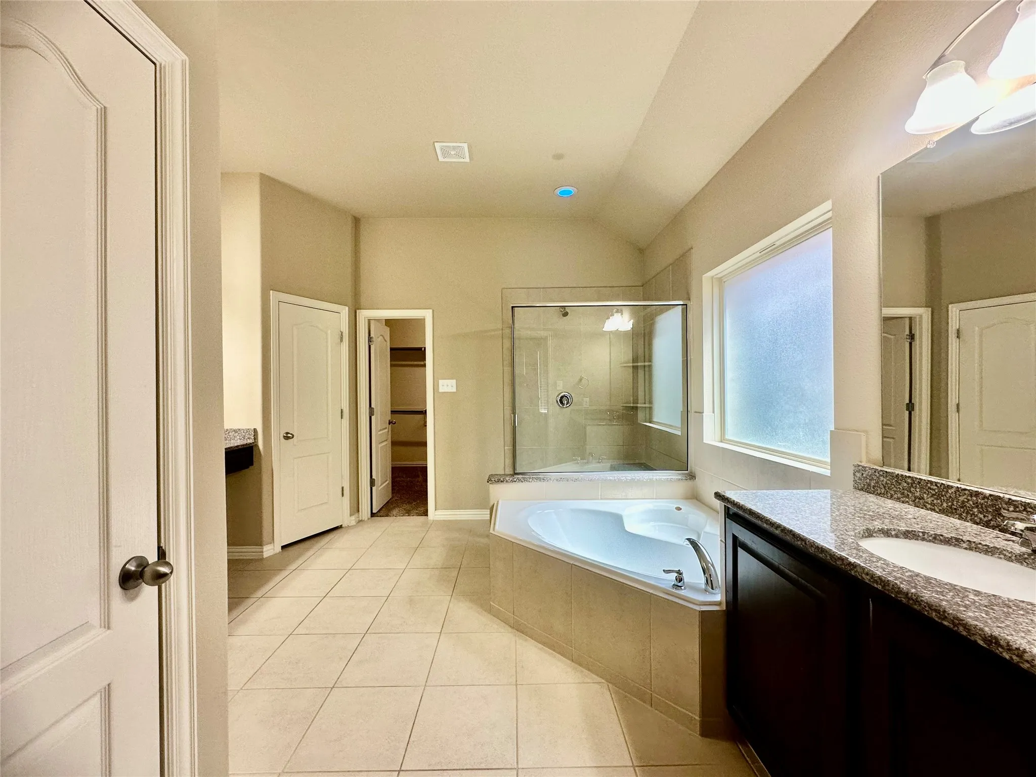 Single Family Residence For Rent in Collin County , 4001 Muscadine Drive, Mc Kinney, Texas 75071, 4 Bedroom, 4 Bathroom, 2 Garage spaces, 3,395 Sqft, built in 2016, mls#21320447, Real Estate Agent in Mc Kinney, Homes For Rent in Collin county, Homes For Rent in Mc Kinney, Realtor in Mc Kinney Texas, Real Estate Brokerage Independent Realty Texas, Luminita Cordes Realtor