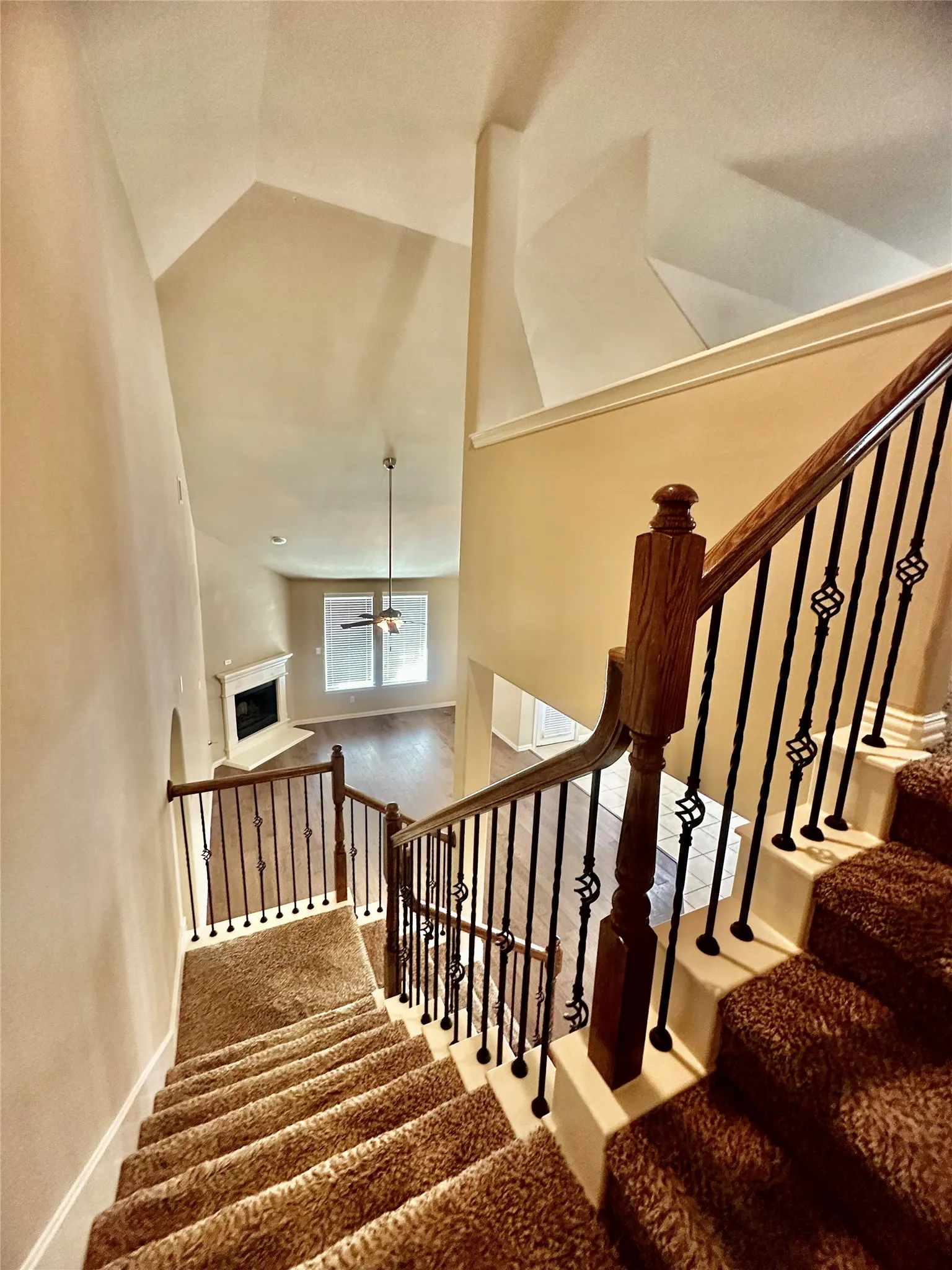 Single Family Residence For Rent in Collin County , 4001 Muscadine Drive, Mc Kinney, Texas 75071, 4 Bedroom, 4 Bathroom, 2 Garage spaces, 3,395 Sqft, built in 2016, mls#21320447, Real Estate Agent in Mc Kinney, Homes For Rent in Collin county, Homes For Rent in Mc Kinney, Realtor in Mc Kinney Texas, Real Estate Brokerage Independent Realty Texas, Luminita Cordes Realtor