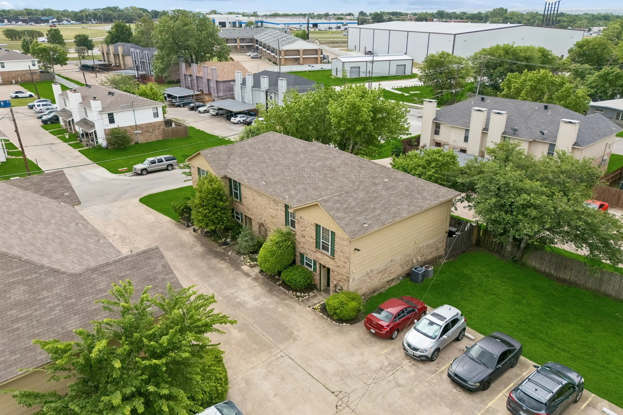 Quadruplex For Sale in Tarrant County , 3736 Bonnie Drive, Fort Worth, Texas 76116, 8 Bedroom, 8 Bathroom, Garage spaces, 0 Sqft, built in 1982, mls#21320448, Real Estate Agent in Fort Worth, Homes For Sale in Tarrant county, Homes For Sale in Fort Worth, Realtor in Fort Worth Texas, Real Estate Brokerage Independent Realty Texas, Luminita Cordes Realtor
