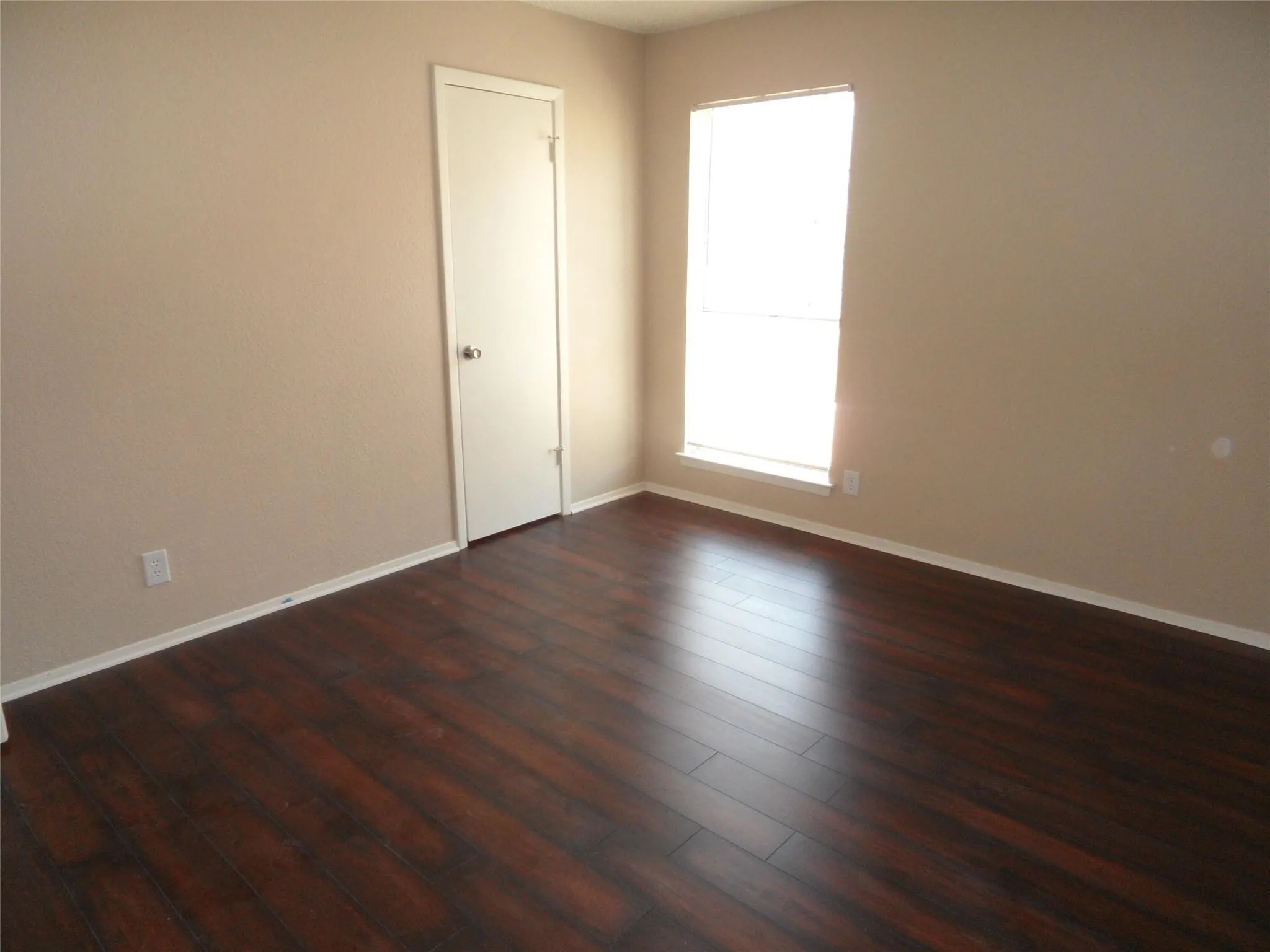 Quadruplex For Sale in Tarrant County , 3736 Bonnie Drive, Fort Worth, Texas 76116, 8 Bedroom, 8 Bathroom, Garage spaces, 0 Sqft, built in 1982, mls#21320448, Real Estate Agent in Fort Worth, Homes For Sale in Tarrant county, Homes For Sale in Fort Worth, Realtor in Fort Worth Texas, Real Estate Brokerage Independent Realty Texas, Luminita Cordes Realtor