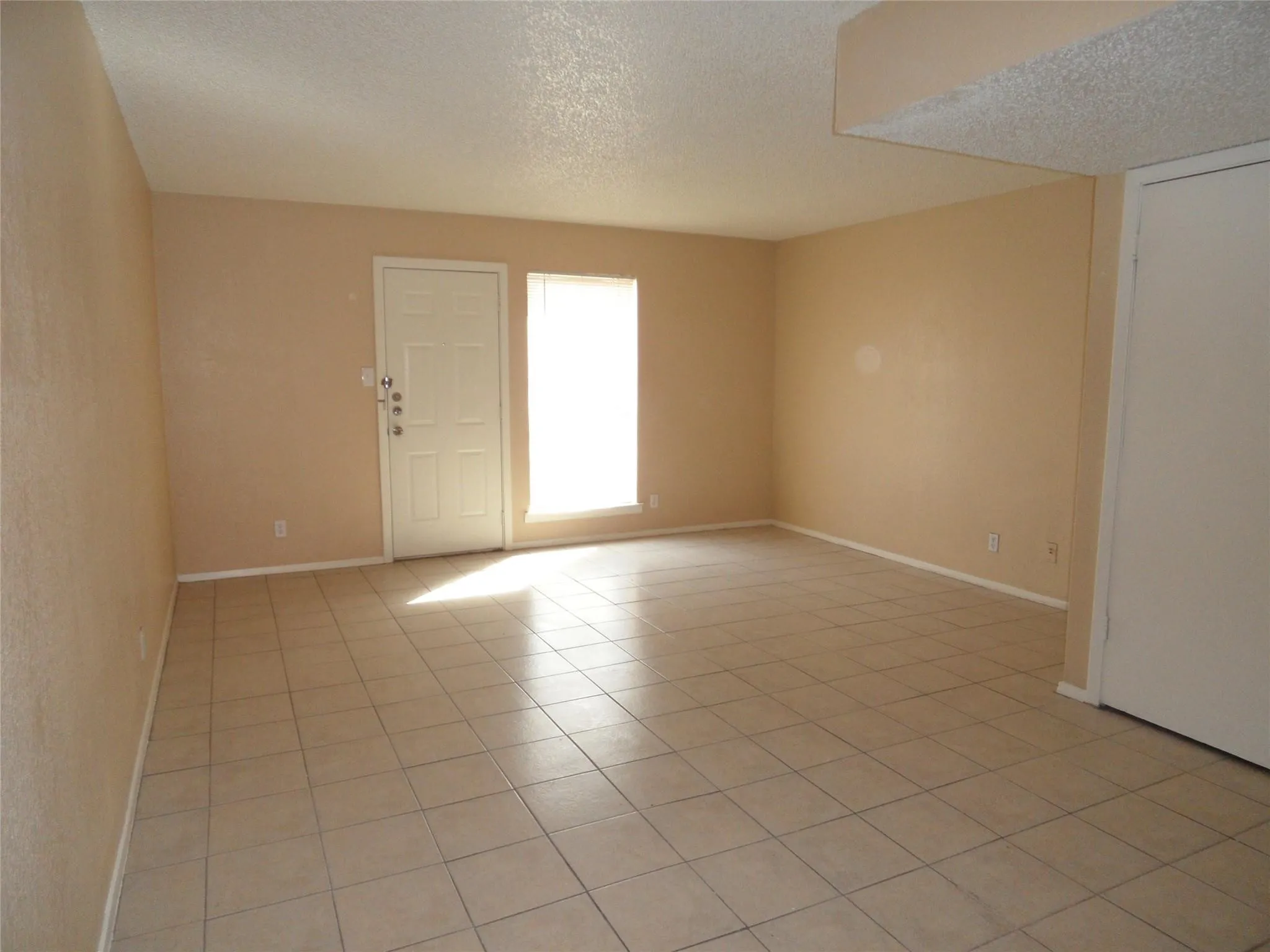 Quadruplex For Sale in Tarrant County , 3736 Bonnie Drive, Fort Worth, Texas 76116, 8 Bedroom, 8 Bathroom, Garage spaces, 0 Sqft, built in 1982, mls#21320448, Real Estate Agent in Fort Worth, Homes For Sale in Tarrant county, Homes For Sale in Fort Worth, Realtor in Fort Worth Texas, Real Estate Brokerage Independent Realty Texas, Luminita Cordes Realtor