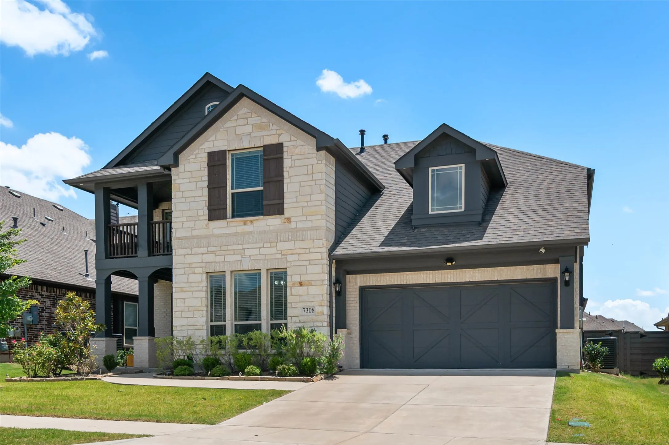 Single Family Residence For Sale in Denton County , 7308 Bird Cherry Lane, Little Elm, Texas 76227, 4 Bedroom, 4 Bathroom, 2 Garage spaces, 3,431 Sqft, built in 2022, mls#21320354, Real Estate Agent in Little Elm, Homes For Sale in Denton county, Homes For Sale in Little Elm, Realtor in Little Elm Texas, Real Estate Brokerage Independent Realty Texas, Luminita Cordes Realtor