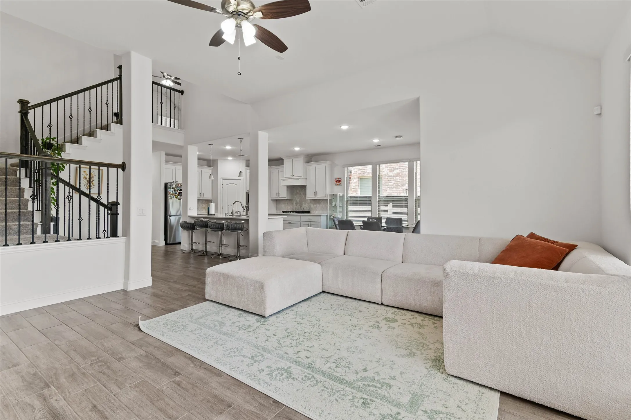 Single Family Residence For Sale in Denton County , 7308 Bird Cherry Lane, Little Elm, Texas 76227, 4 Bedroom, 4 Bathroom, 2 Garage spaces, 3,431 Sqft, built in 2022, mls#21320354, Real Estate Agent in Little Elm, Homes For Sale in Denton county, Homes For Sale in Little Elm, Realtor in Little Elm Texas, Real Estate Brokerage Independent Realty Texas, Luminita Cordes Realtor