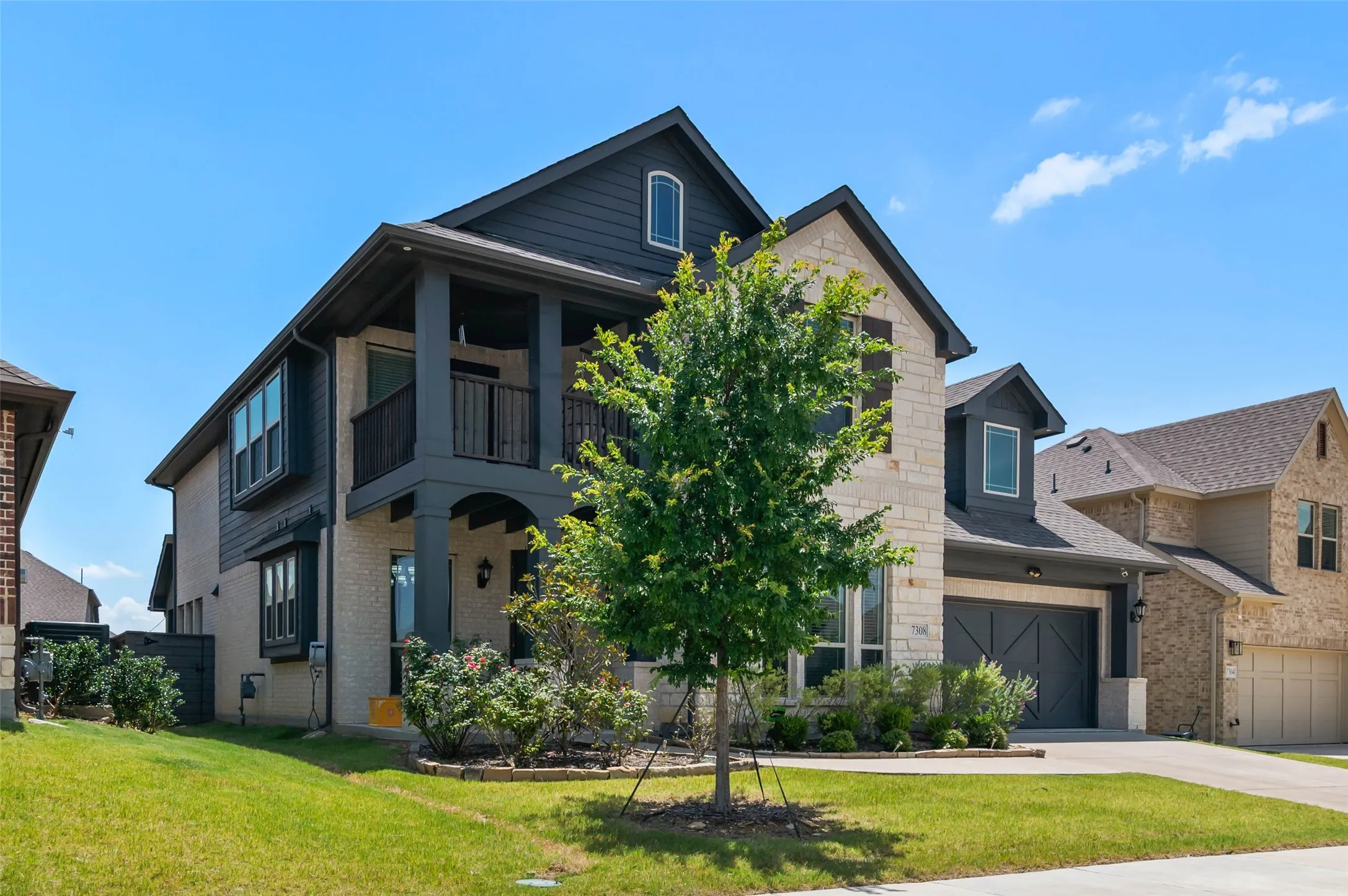 Single Family Residence For Sale in Denton County , 7308 Bird Cherry Lane, Little Elm, Texas 76227, 4 Bedroom, 4 Bathroom, 2 Garage spaces, 3,431 Sqft, built in 2022, mls#21320354, Real Estate Agent in Little Elm, Homes For Sale in Denton county, Homes For Sale in Little Elm, Realtor in Little Elm Texas, Real Estate Brokerage Independent Realty Texas, Luminita Cordes Realtor
