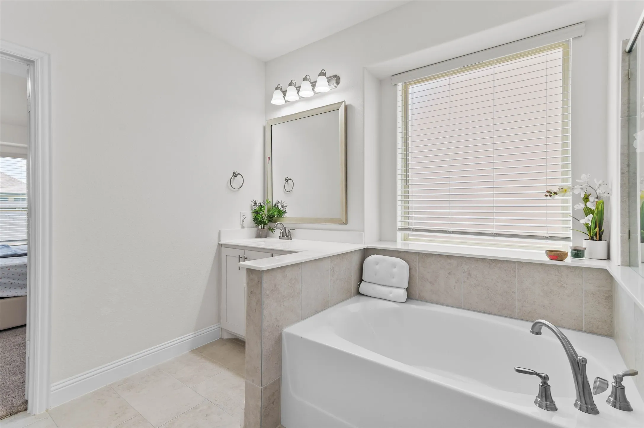 Single Family Residence For Sale in Denton County , 7308 Bird Cherry Lane, Little Elm, Texas 76227, 4 Bedroom, 4 Bathroom, 2 Garage spaces, 3,431 Sqft, built in 2022, mls#21320354, Real Estate Agent in Little Elm, Homes For Sale in Denton county, Homes For Sale in Little Elm, Realtor in Little Elm Texas, Real Estate Brokerage Independent Realty Texas, Luminita Cordes Realtor
