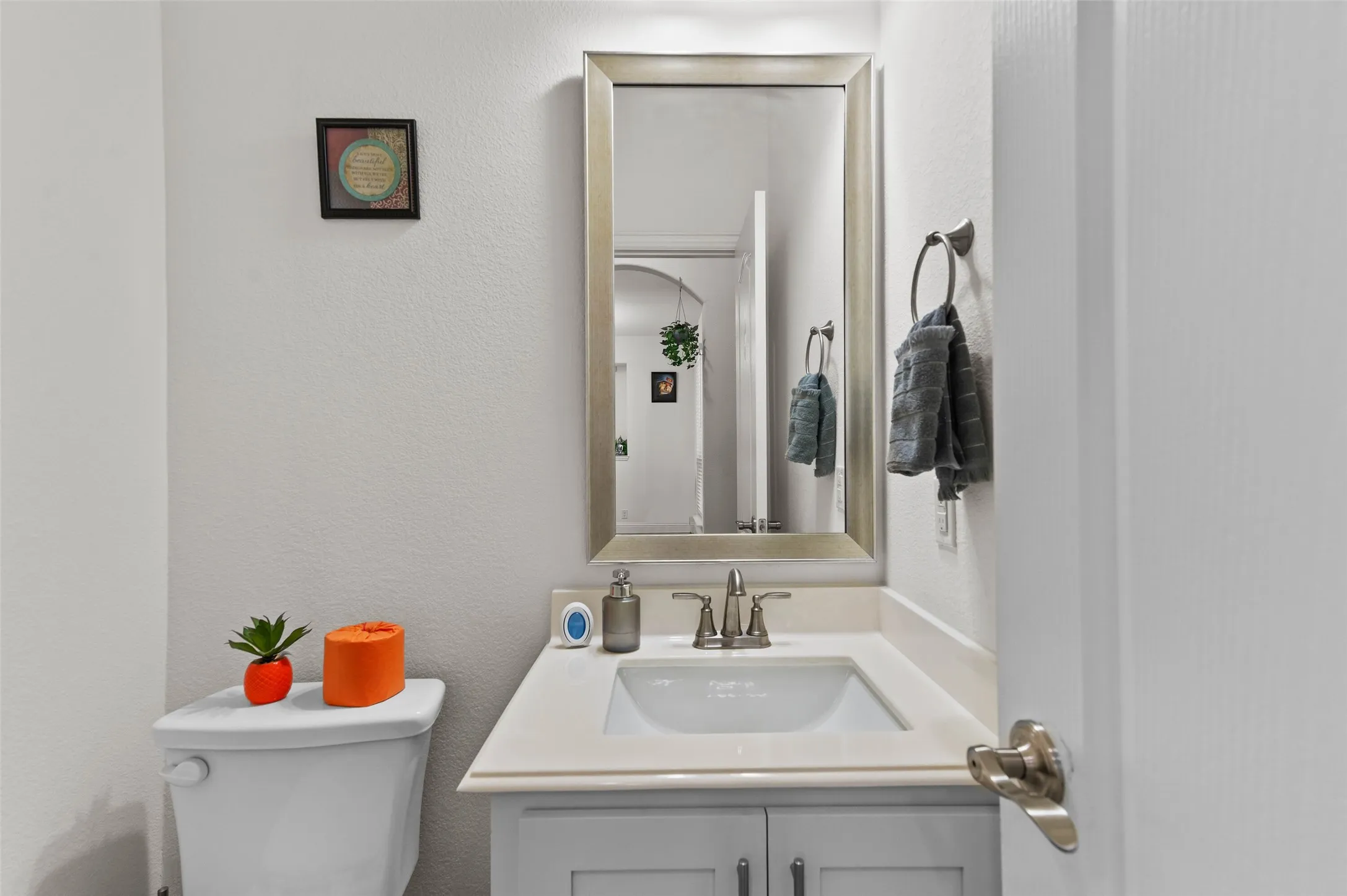Single Family Residence For Sale in Denton County , 7308 Bird Cherry Lane, Little Elm, Texas 76227, 4 Bedroom, 4 Bathroom, 2 Garage spaces, 3,431 Sqft, built in 2022, mls#21320354, Real Estate Agent in Little Elm, Homes For Sale in Denton county, Homes For Sale in Little Elm, Realtor in Little Elm Texas, Real Estate Brokerage Independent Realty Texas, Luminita Cordes Realtor