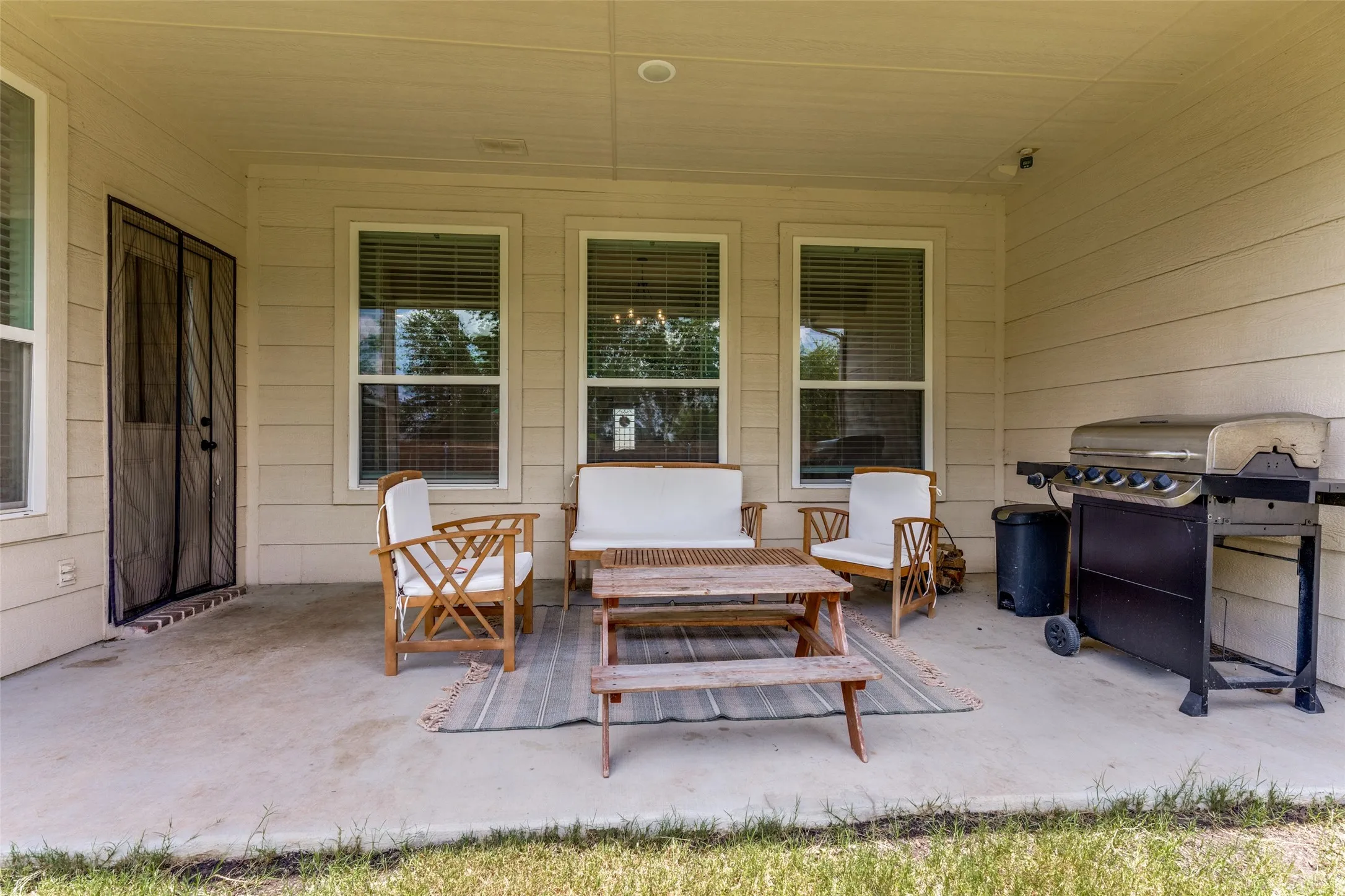 Single Family Residence For Sale in Tarrant County , 1933 Dione Place, Haslet, Texas 76052, 5 Bedroom, 4 Bathroom, 3 Garage spaces, 2,891 Sqft, built in 2022, mls#21320196, Real Estate Agent in Haslet, Homes For Sale in Tarrant county, Homes For Sale in Haslet, Realtor in Haslet Texas, Real Estate Brokerage Independent Realty Texas, Luminita Cordes Realtor