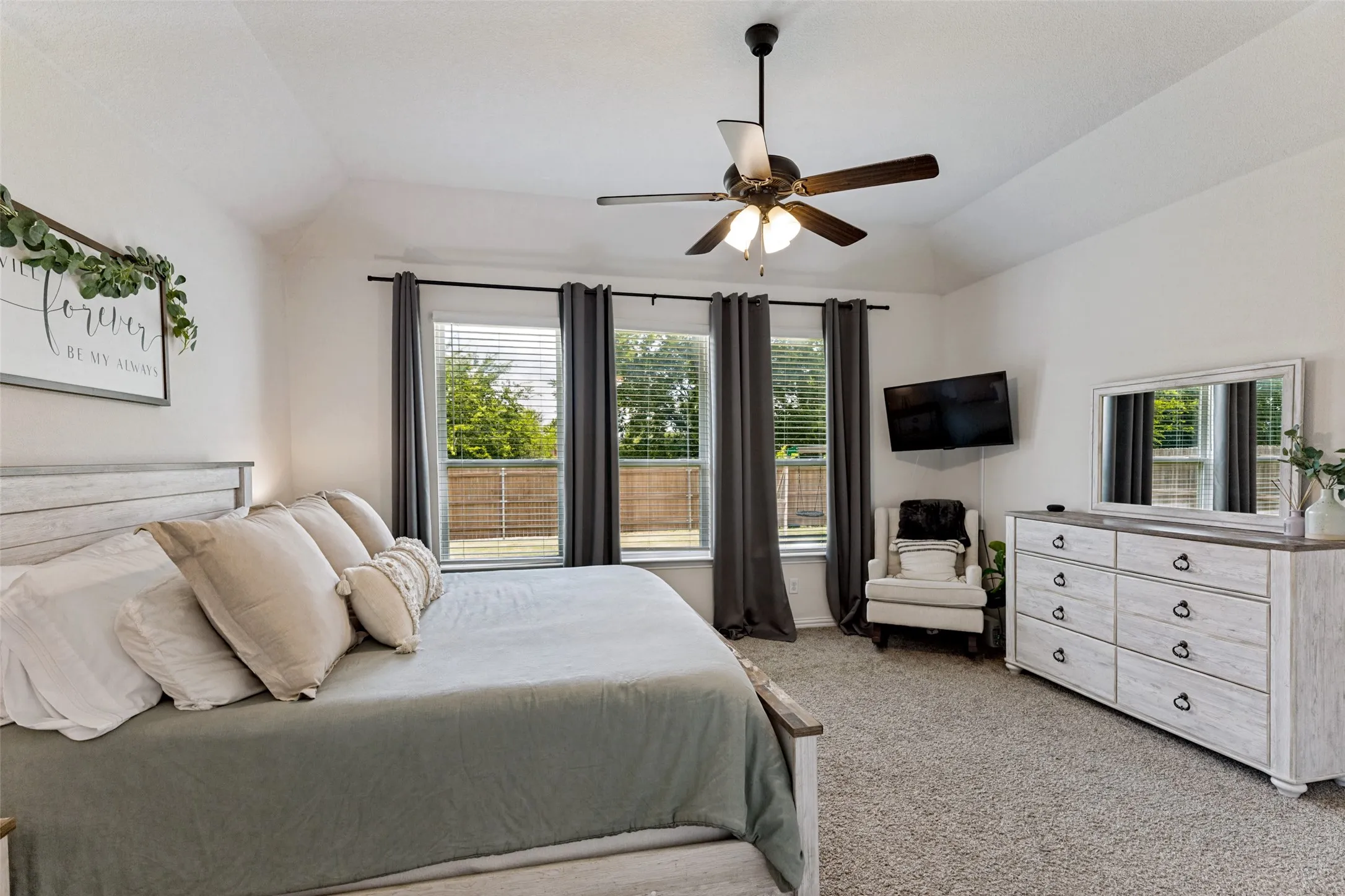 Single Family Residence For Sale in Tarrant County , 1933 Dione Place, Haslet, Texas 76052, 5 Bedroom, 4 Bathroom, 3 Garage spaces, 2,891 Sqft, built in 2022, mls#21320196, Real Estate Agent in Haslet, Homes For Sale in Tarrant county, Homes For Sale in Haslet, Realtor in Haslet Texas, Real Estate Brokerage Independent Realty Texas, Luminita Cordes Realtor
