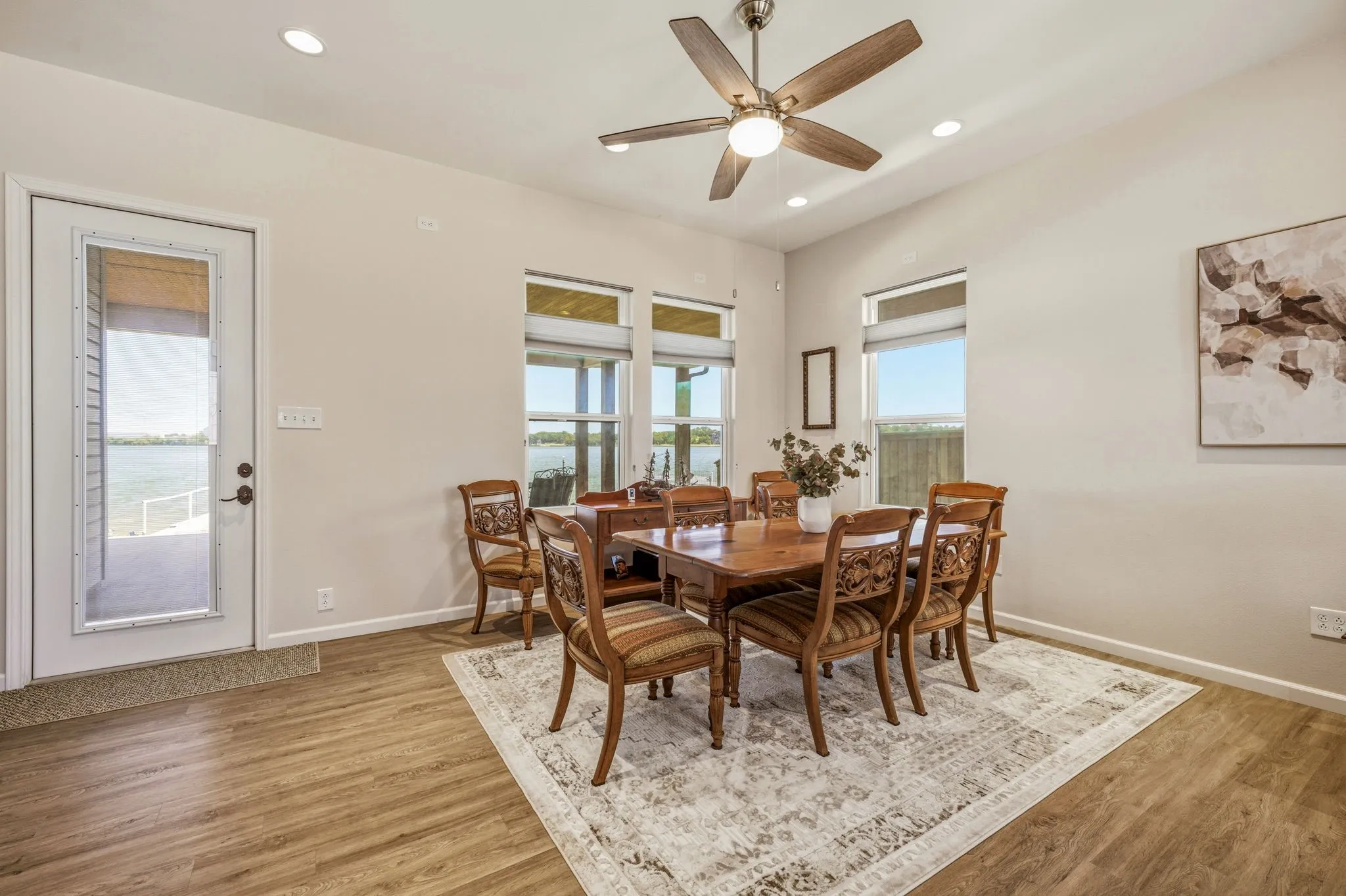 Single Family Residence For Sale in Hood County , 4323 Basswood Court, Granbury, Texas 76049, 2 Bedroom, 4 Bathroom, 2 Garage spaces, 1,500 Sqft, built in 2016, mls#21320423, Real Estate Agent in Granbury, Homes For Sale in Hood county, Homes For Sale in Granbury, Realtor in Granbury Texas, Real Estate Brokerage Independent Realty Texas, Luminita Cordes Realtor