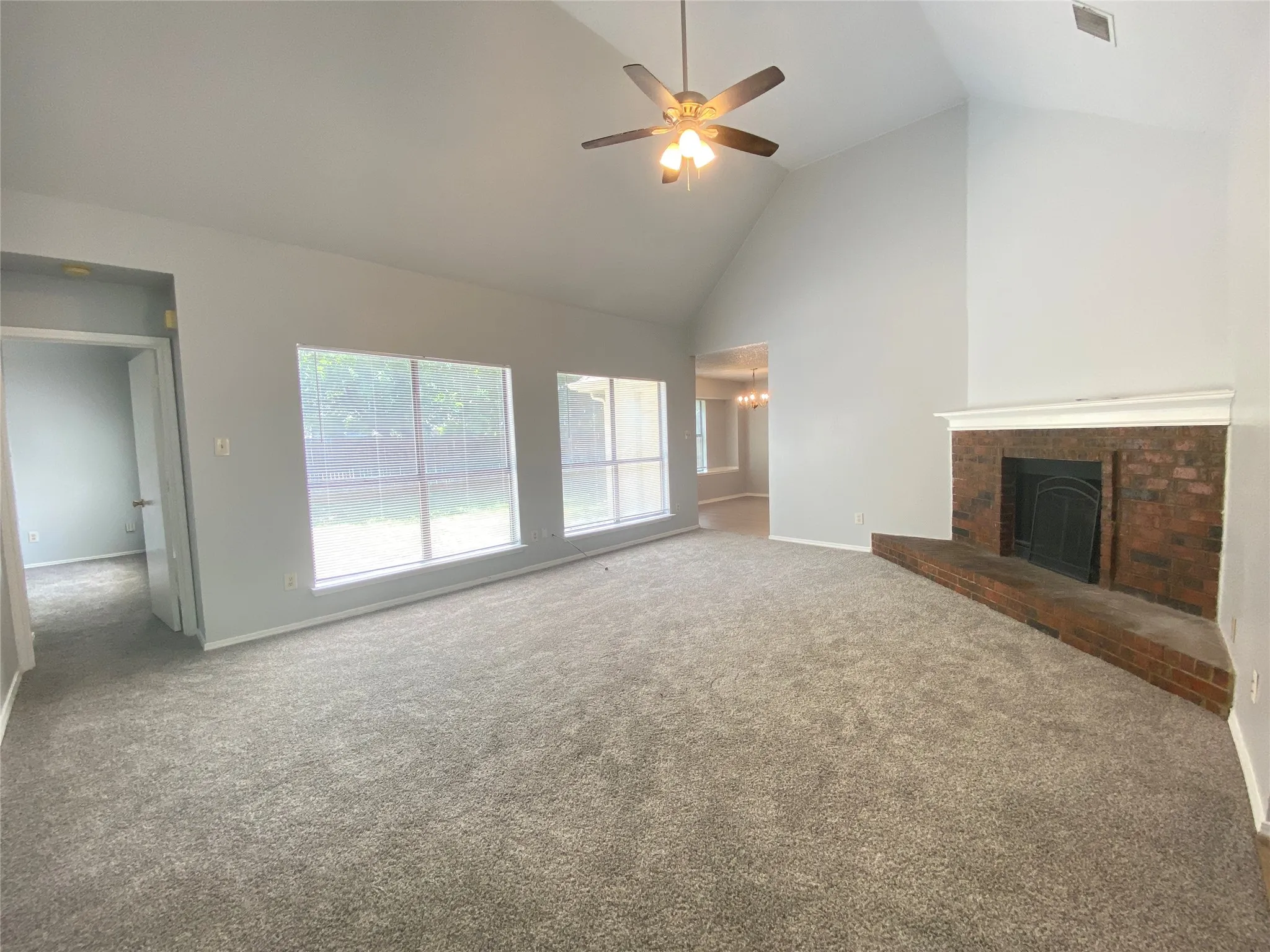 Single Family Residence For Rent in Tarrant County , 6101 Meadowside Trail, Arlington, Texas 76017, 3 Bedroom, 2 Bathroom, 2 Garage spaces, 1,522 Sqft, built in 1985, mls#21318497, Real Estate Agent in Arlington, Homes For Rent in Tarrant county, Homes For Rent in Arlington, Realtor in Arlington Texas, Real Estate Brokerage Independent Realty Texas, Luminita Cordes Realtor