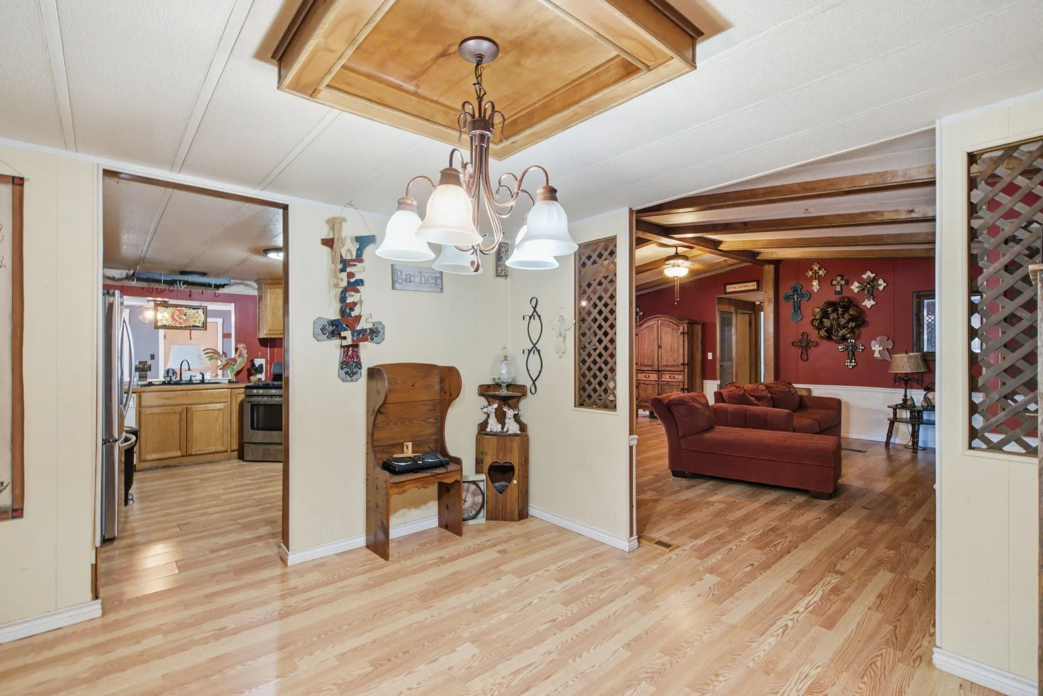 Single Family Residence For Sale in Comanche County , 816 W Ayers Avenue, De Leon, Texas 76444, 3 Bedroom, 2 Bathroom, 2 Garage spaces, 2,118 Sqft, built in 1985, mls#21319760, Real Estate Agent in De Leon, Homes For Sale in Comanche county, Homes For Sale in De Leon, Realtor in De Leon Texas, Real Estate Brokerage Independent Realty Texas, Luminita Cordes Realtor