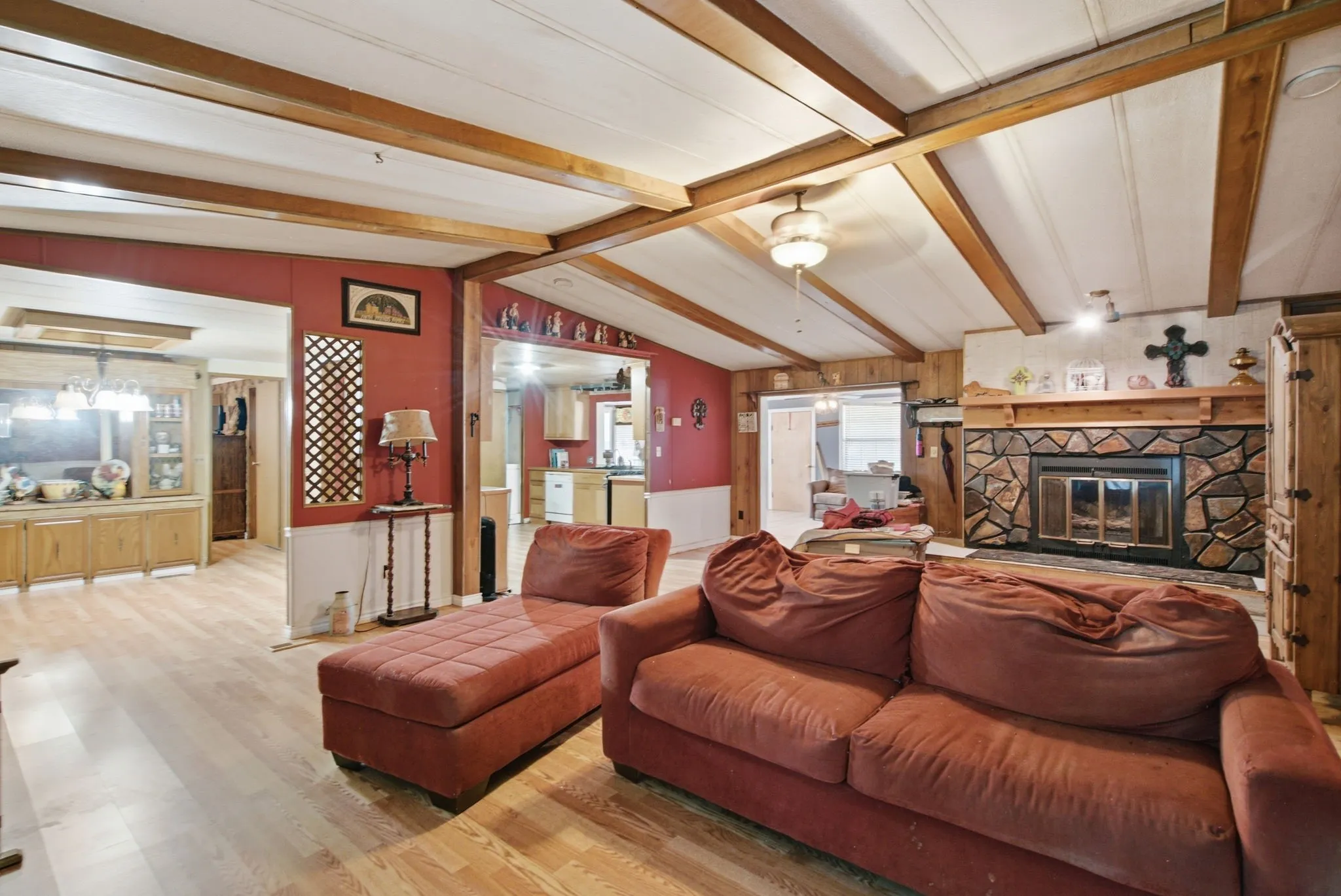 Single Family Residence For Sale in Comanche County , 816 W Ayers Avenue, De Leon, Texas 76444, 3 Bedroom, 2 Bathroom, 2 Garage spaces, 2,118 Sqft, built in 1985, mls#21319760, Real Estate Agent in De Leon, Homes For Sale in Comanche county, Homes For Sale in De Leon, Realtor in De Leon Texas, Real Estate Brokerage Independent Realty Texas, Luminita Cordes Realtor