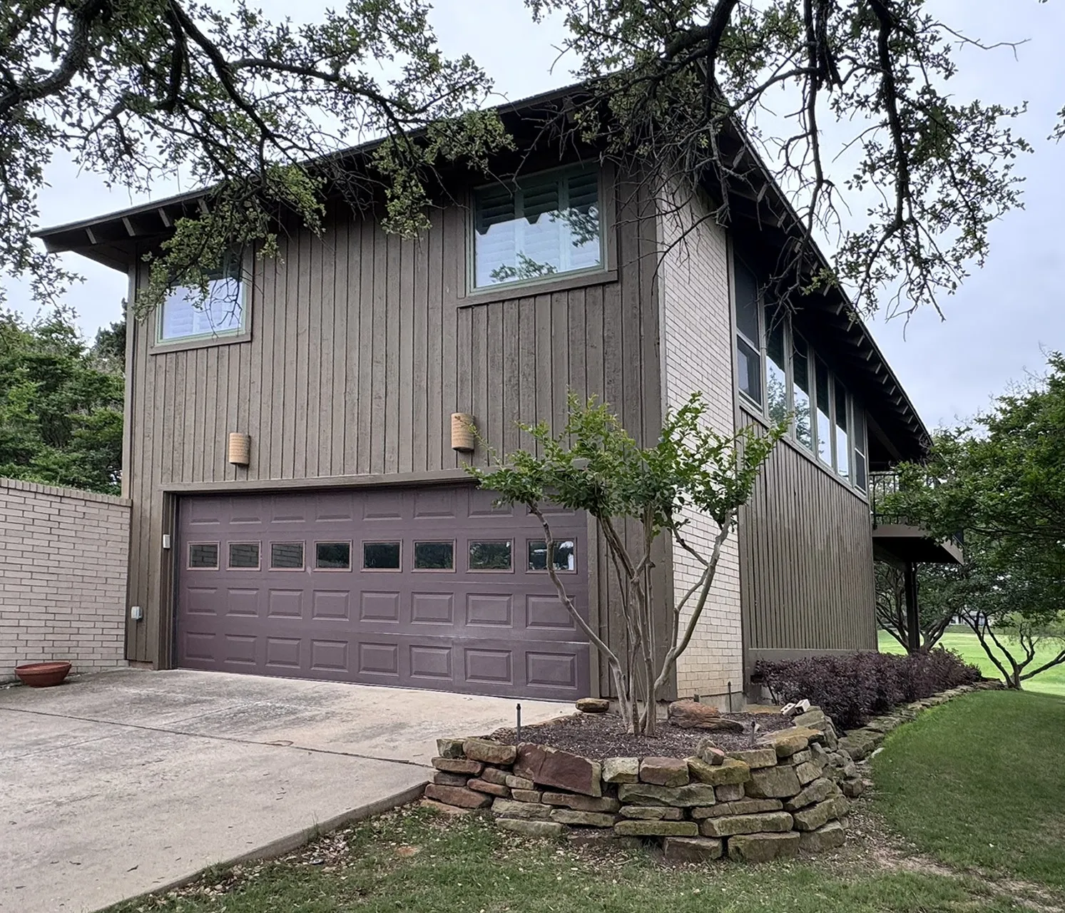 Side Entry Garage