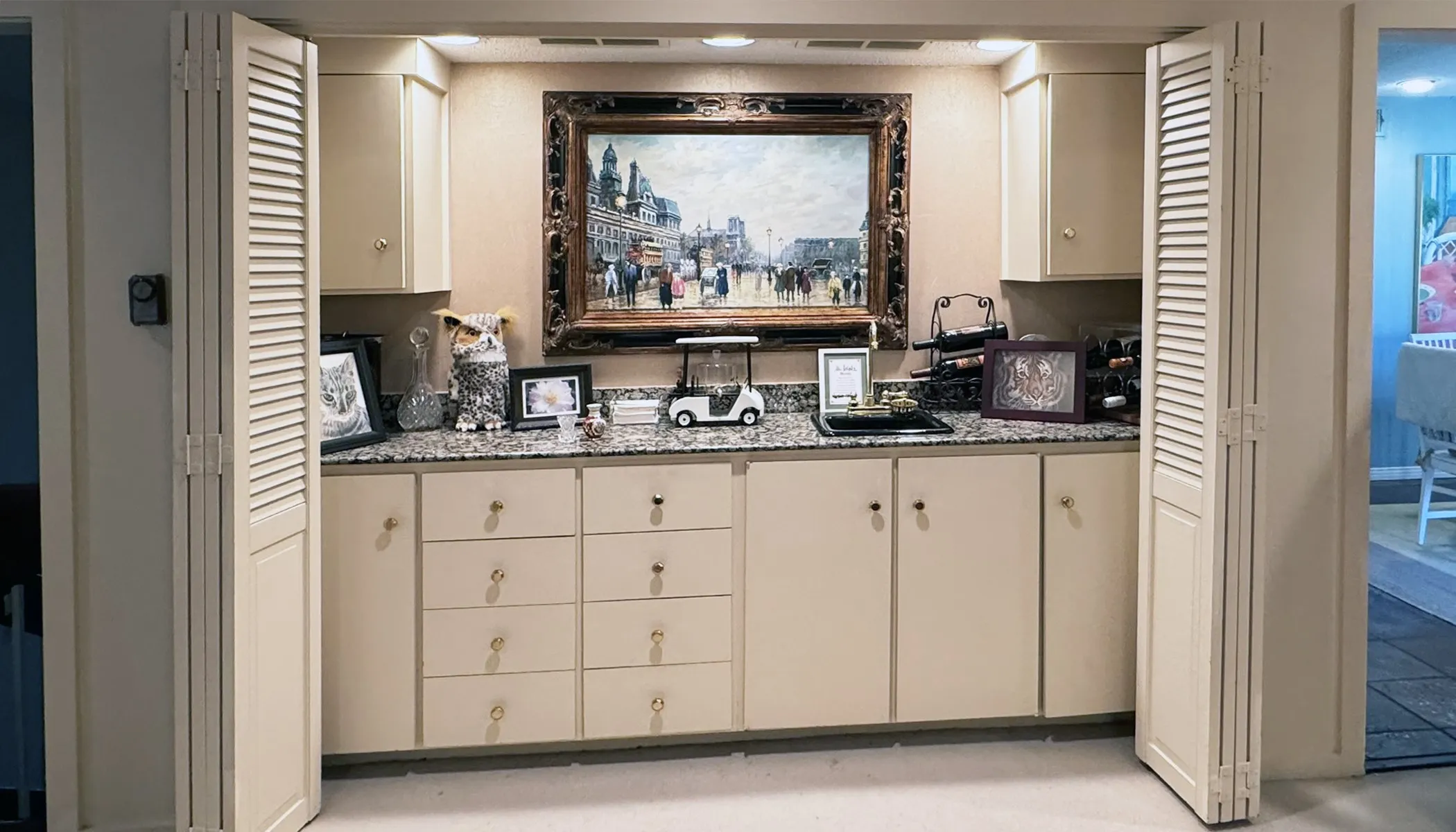 Wet Bar