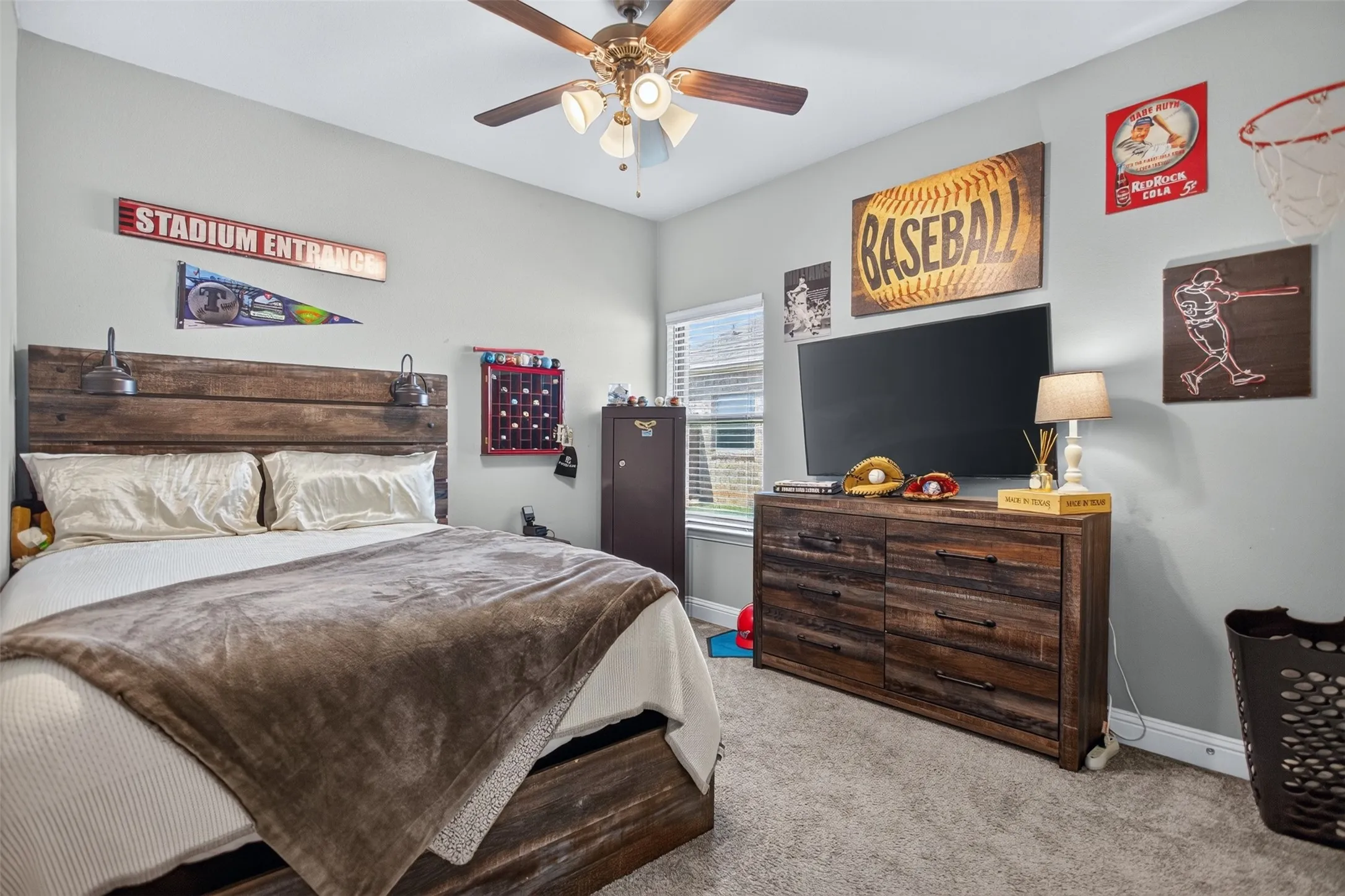 Single Family Residence For Sale in Kaufman County , 334 Pecos Drive, Crandall, Texas 75114, 4 Bedroom, 2 Bathroom, 2 Garage spaces, 1,752 Sqft, built in 2019, mls#21320502, Real Estate Agent in Crandall, Homes For Sale in Kaufman county, Homes For Sale in Crandall, Realtor in Crandall Texas, Real Estate Brokerage Independent Realty Texas, Luminita Cordes Realtor