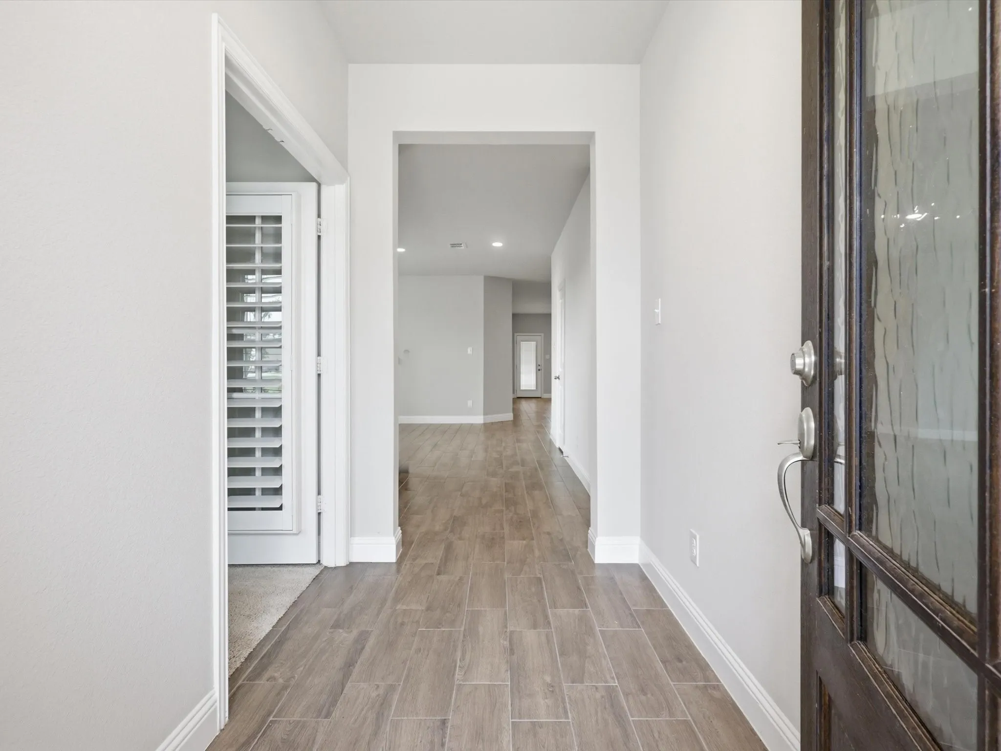 Single Family Residence For Sale in Denton County , 1601 Radecke Road, Krum, Texas 76249, 4 Bedroom, 4 Bathroom, 2 Garage spaces, 3,435 Sqft, built in 2022, mls#21319989, Real Estate Agent in Krum, Homes For Sale in Denton county, Homes For Sale in Krum, Realtor in Krum Texas, Real Estate Brokerage Independent Realty Texas, Luminita Cordes Realtor
