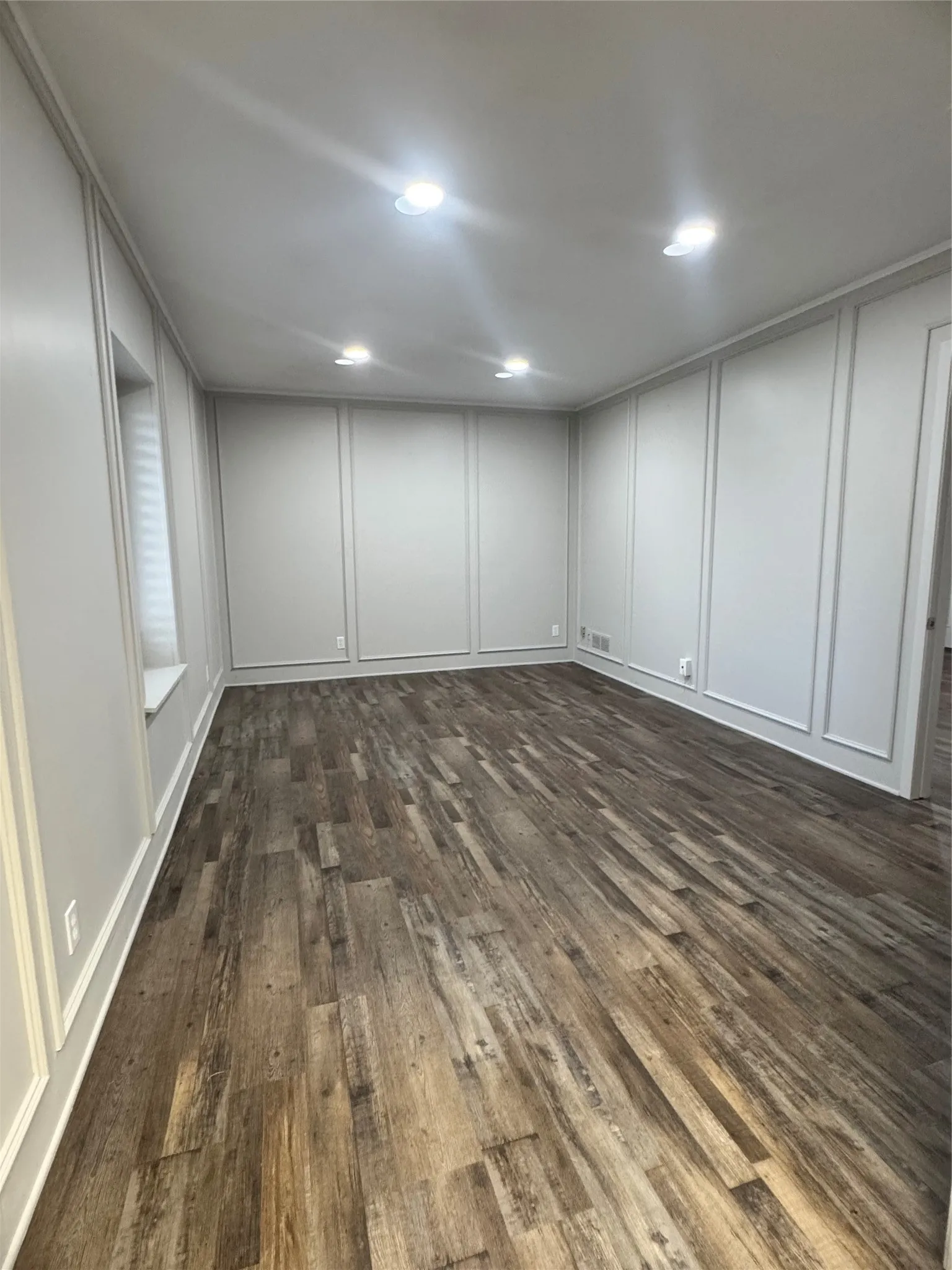 Office For Rent in Kaufman County , 300 N Washington Street, Kaufman, Texas 75142, 0, 0, Garage spaces, 0 Sqft, built in 1900, mls#21320531, Real Estate Agent in Kaufman, Homes For Rent in Kaufman county, Homes For Rent in Kaufman, Realtor in Kaufman Texas, Real Estate Brokerage Independent Realty Texas, Luminita Cordes Realtor