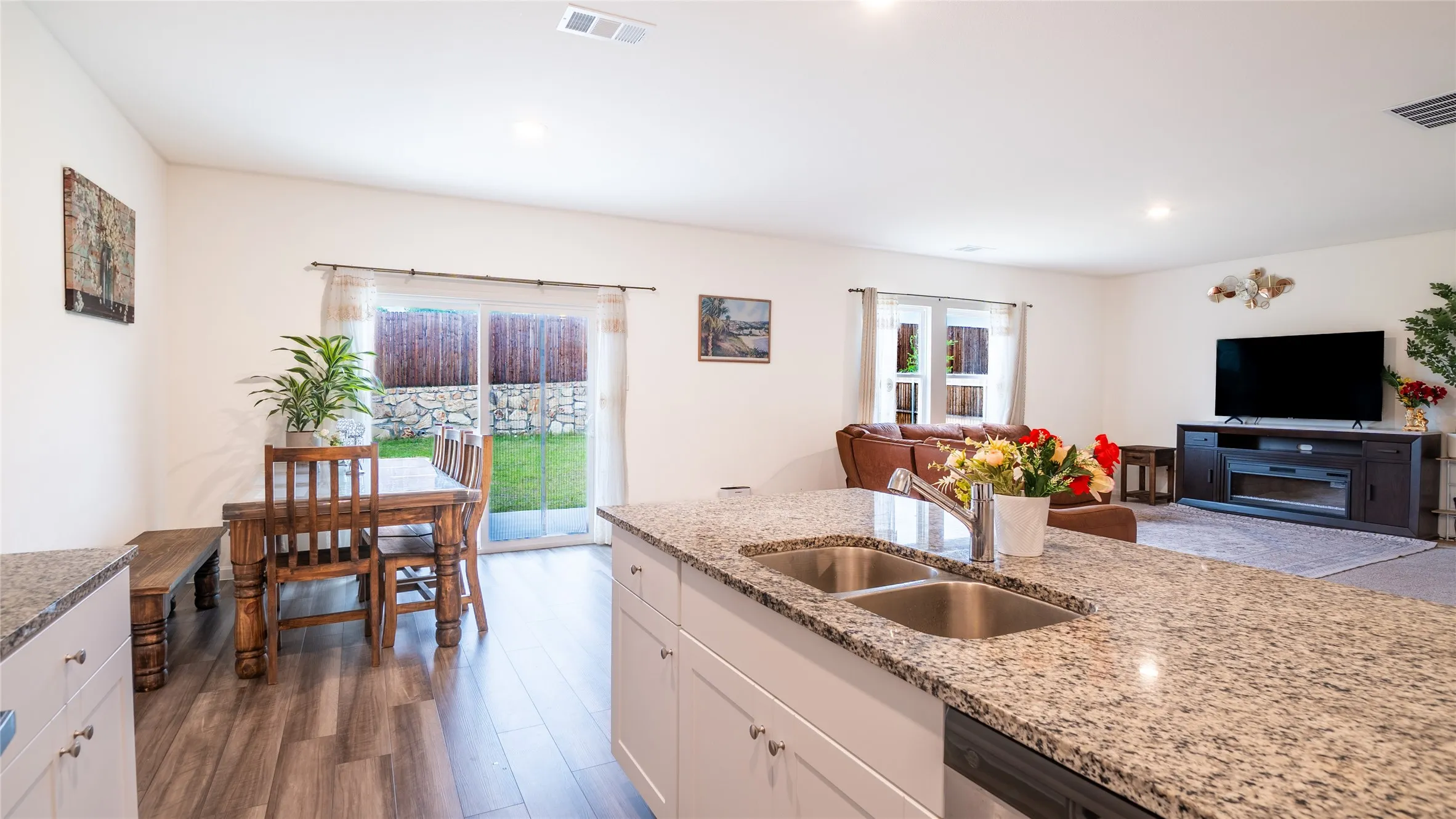 Single Family Residence For Sale in Tarrant County , 8321 Bufflehead Drive, Fort Worth, Texas 76179, 4 Bedroom, 3 Bathroom, 2 Garage spaces, 2,556 Sqft, built in 2025, mls#21312637, Real Estate Agent in Fort Worth, Homes For Sale in Tarrant county, Homes For Sale in Fort Worth, Realtor in Fort Worth Texas, Real Estate Brokerage Independent Realty Texas, Luminita Cordes Realtor
