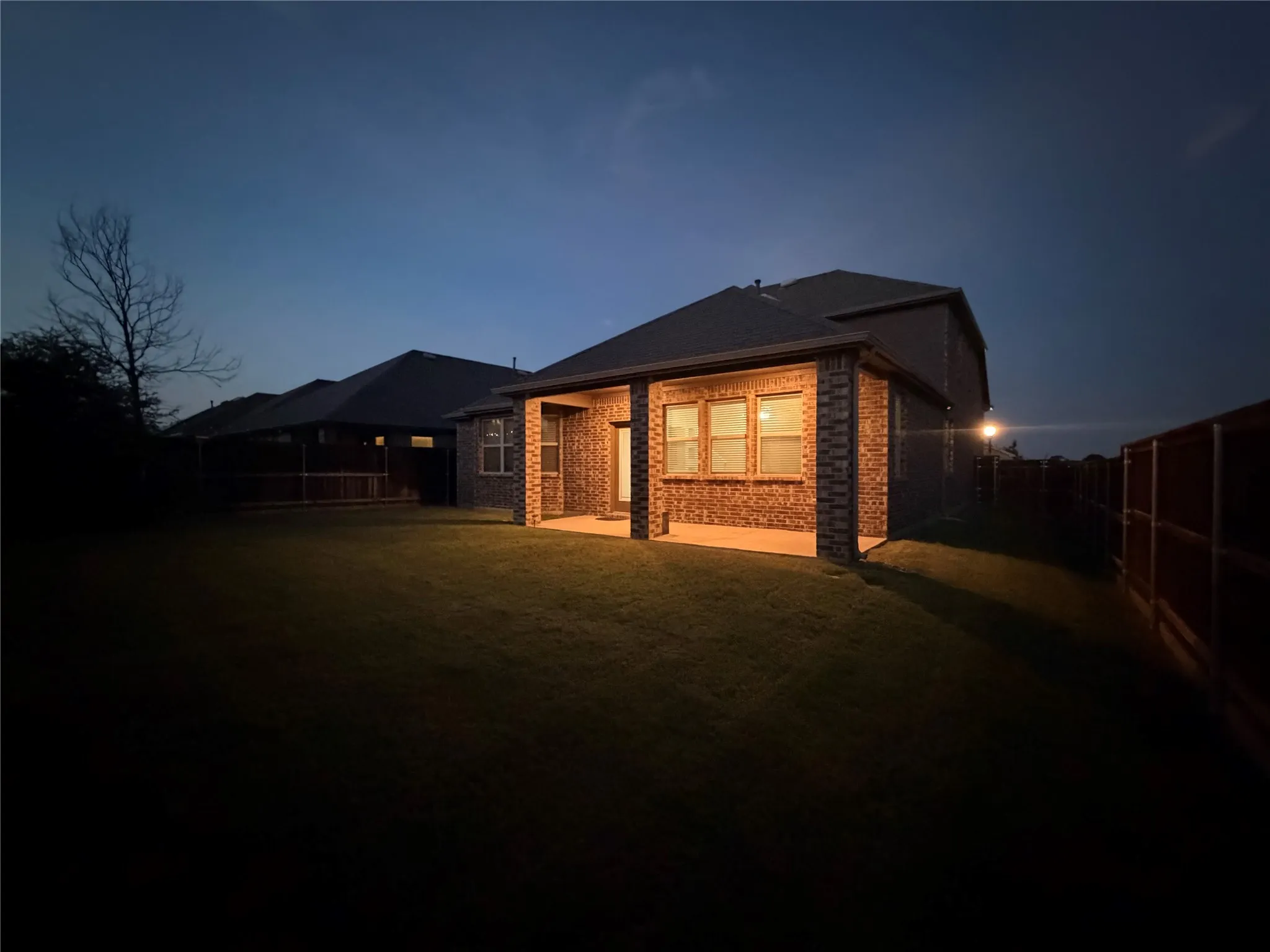 Single Family Residence For Sale in Denton County , 4601 Karhold Road, Little Elm, Texas 76227, 4 Bedroom, 3 Bathroom, 2 Garage spaces, 2,733 Sqft, built in 2020, mls#21319684, Real Estate Agent in Little Elm, Homes For Sale in Denton county, Homes For Sale in Little Elm, Realtor in Little Elm Texas, Real Estate Brokerage Independent Realty Texas, Luminita Cordes Realtor