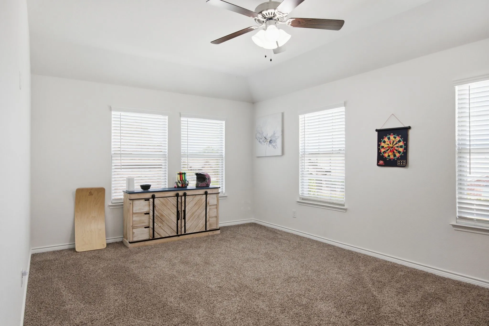 Single Family Residence For Sale in Denton County , 4601 Karhold Road, Little Elm, Texas 76227, 4 Bedroom, 3 Bathroom, 2 Garage spaces, 2,733 Sqft, built in 2020, mls#21319684, Real Estate Agent in Little Elm, Homes For Sale in Denton county, Homes For Sale in Little Elm, Realtor in Little Elm Texas, Real Estate Brokerage Independent Realty Texas, Luminita Cordes Realtor