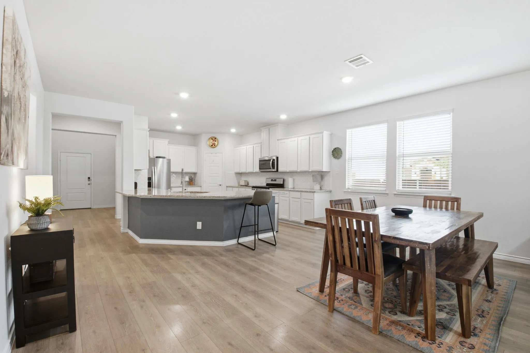 Single Family Residence For Sale in Denton County , 4601 Karhold Road, Little Elm, Texas 76227, 4 Bedroom, 3 Bathroom, 2 Garage spaces, 2,733 Sqft, built in 2020, mls#21319684, Real Estate Agent in Little Elm, Homes For Sale in Denton county, Homes For Sale in Little Elm, Realtor in Little Elm Texas, Real Estate Brokerage Independent Realty Texas, Luminita Cordes Realtor