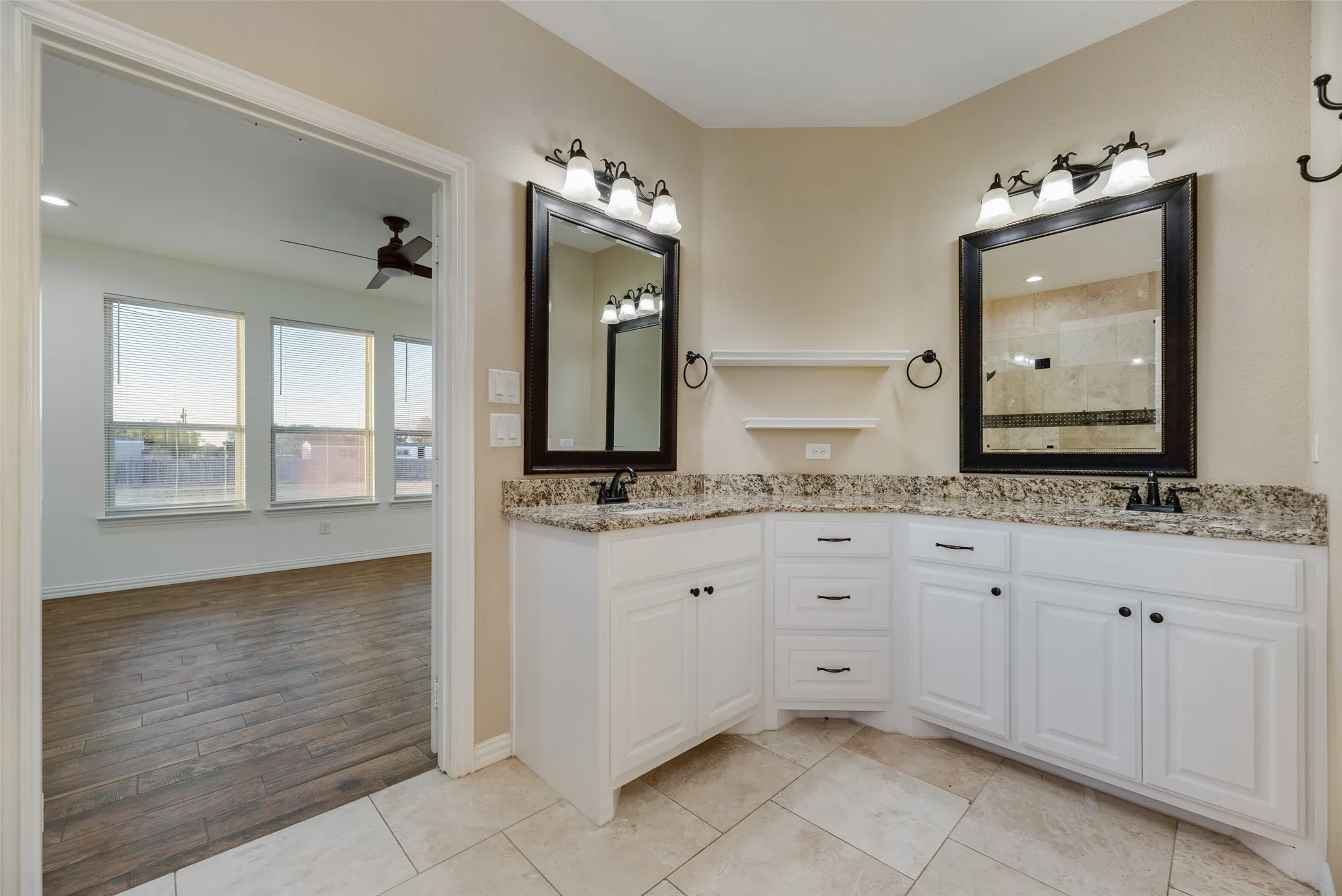 Single Family Residence For Sale in Johnson County , 3408 Chinaberry Lane, Joshua, Texas 76058, 3 Bedroom, 2 Bathroom, 2 Garage spaces, 1,760 Sqft, built in 2018, mls#21316115, Real Estate Agent in Joshua, Homes For Sale in Johnson county, Homes For Sale in Joshua, Realtor in Joshua Texas, Real Estate Brokerage Independent Realty Texas, Luminita Cordes Realtor