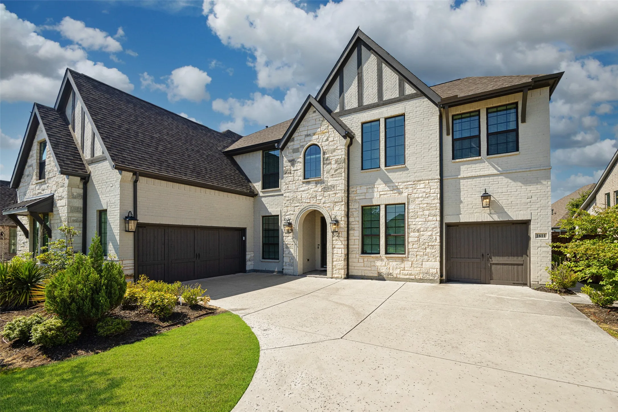 Single Family Residence For Rent in Collin County , 1611 Cottonwood Trail, Prosper, Texas 75078, 5 Bedroom, 6 Bathroom, 3 Garage spaces, 4,861 Sqft, built in 2021, mls#21320548, Real Estate Agent in Prosper, Homes For Rent in Collin county, Homes For Rent in Prosper, Realtor in Prosper Texas, Real Estate Brokerage Independent Realty Texas, Luminita Cordes Realtor