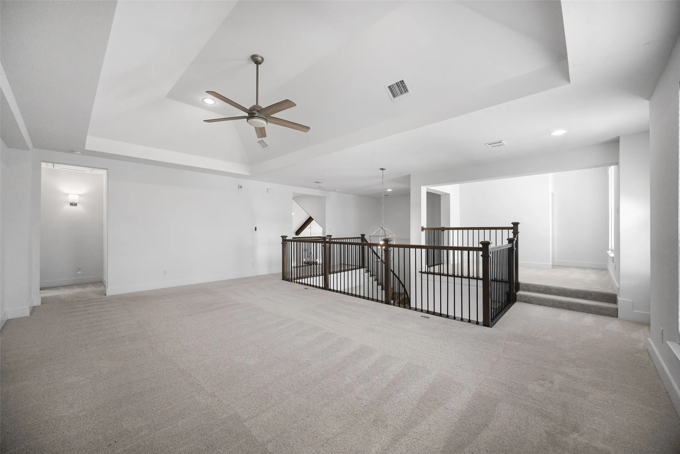 Single Family Residence For Rent in Collin County , 1611 Cottonwood Trail, Prosper, Texas 75078, 5 Bedroom, 6 Bathroom, 3 Garage spaces, 4,861 Sqft, built in 2021, mls#21320548, Real Estate Agent in Prosper, Homes For Rent in Collin county, Homes For Rent in Prosper, Realtor in Prosper Texas, Real Estate Brokerage Independent Realty Texas, Luminita Cordes Realtor