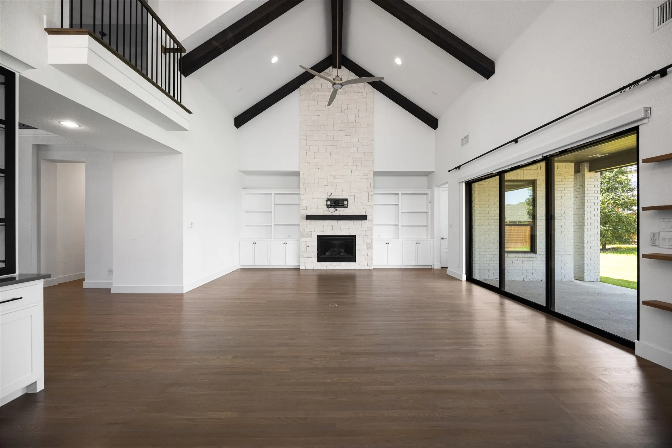 Single Family Residence For Rent in Collin County , 1611 Cottonwood Trail, Prosper, Texas 75078, 5 Bedroom, 6 Bathroom, 3 Garage spaces, 4,861 Sqft, built in 2021, mls#21320548, Real Estate Agent in Prosper, Homes For Rent in Collin county, Homes For Rent in Prosper, Realtor in Prosper Texas, Real Estate Brokerage Independent Realty Texas, Luminita Cordes Realtor