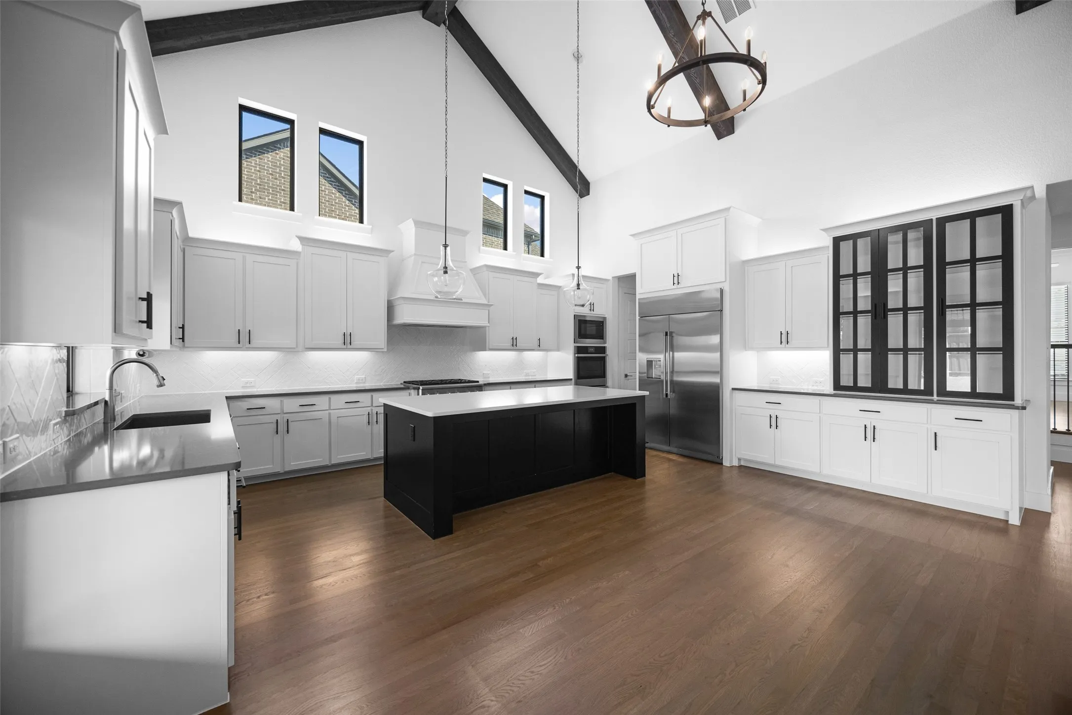 Single Family Residence For Rent in Collin County , 1611 Cottonwood Trail, Prosper, Texas 75078, 5 Bedroom, 6 Bathroom, 3 Garage spaces, 4,861 Sqft, built in 2021, mls#21320548, Real Estate Agent in Prosper, Homes For Rent in Collin county, Homes For Rent in Prosper, Realtor in Prosper Texas, Real Estate Brokerage Independent Realty Texas, Luminita Cordes Realtor