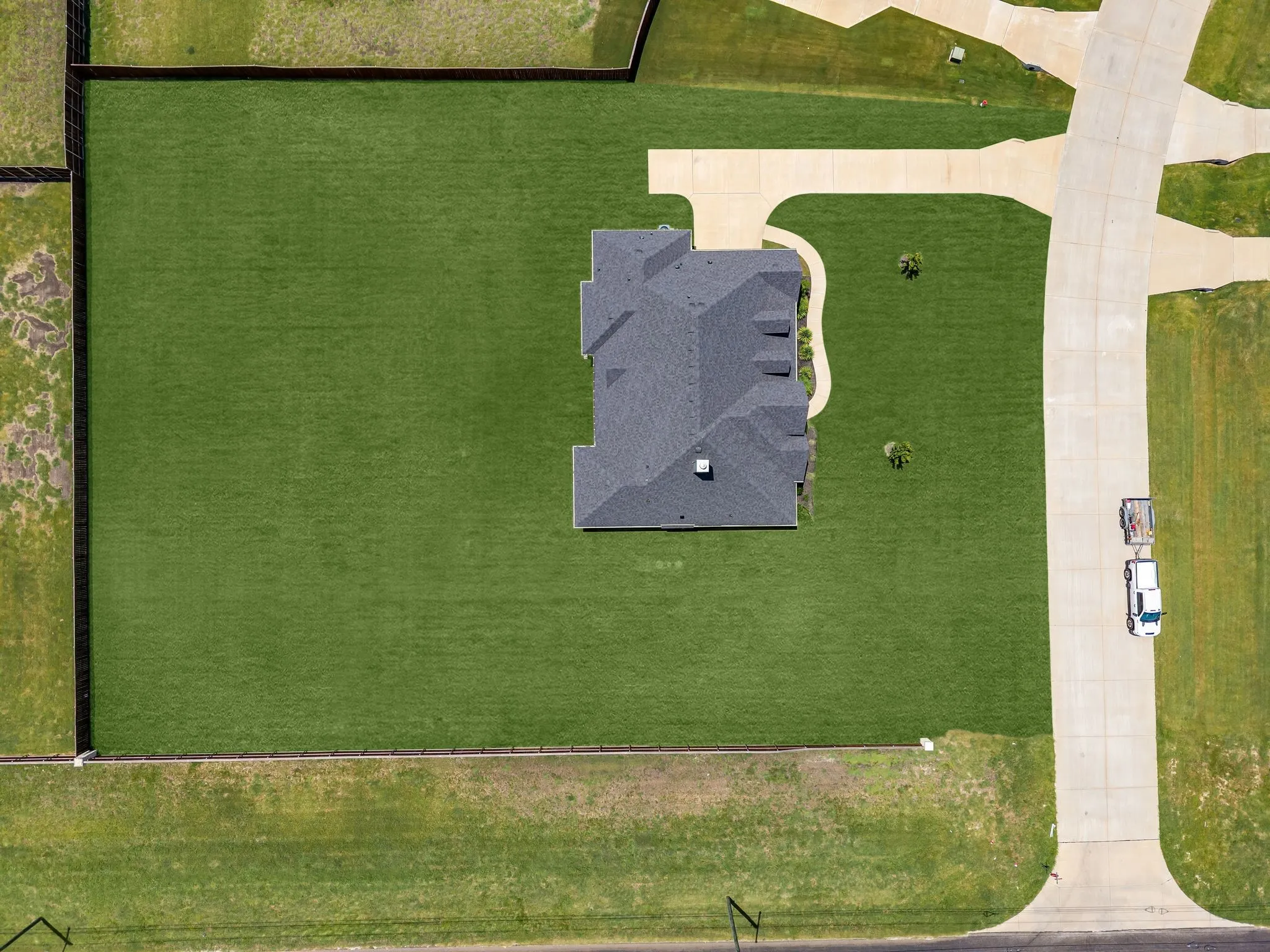Single Family Residence For Sale in Ellis County , 610 Cimarron Meadows Drive, Waxahachie, Texas 75167, 4 Bedroom, 3 Bathroom, 2 Garage spaces, 2,928 Sqft, built in 2021, mls#21318791, Real Estate Agent in Waxahachie, Homes For Sale in Ellis county, Homes For Sale in Waxahachie, Realtor in Waxahachie Texas, Real Estate Brokerage Independent Realty Texas, Luminita Cordes Realtor